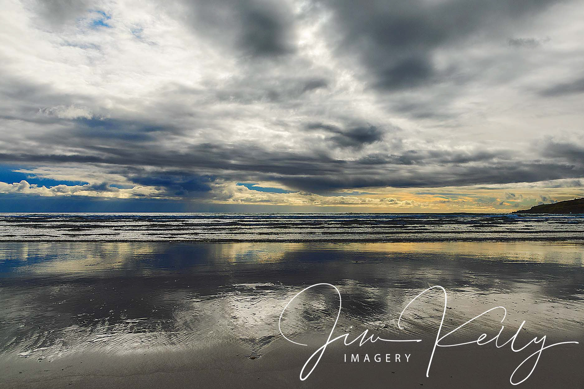 Sunrise at Inchydoney Strand (Ref: DIG11004)