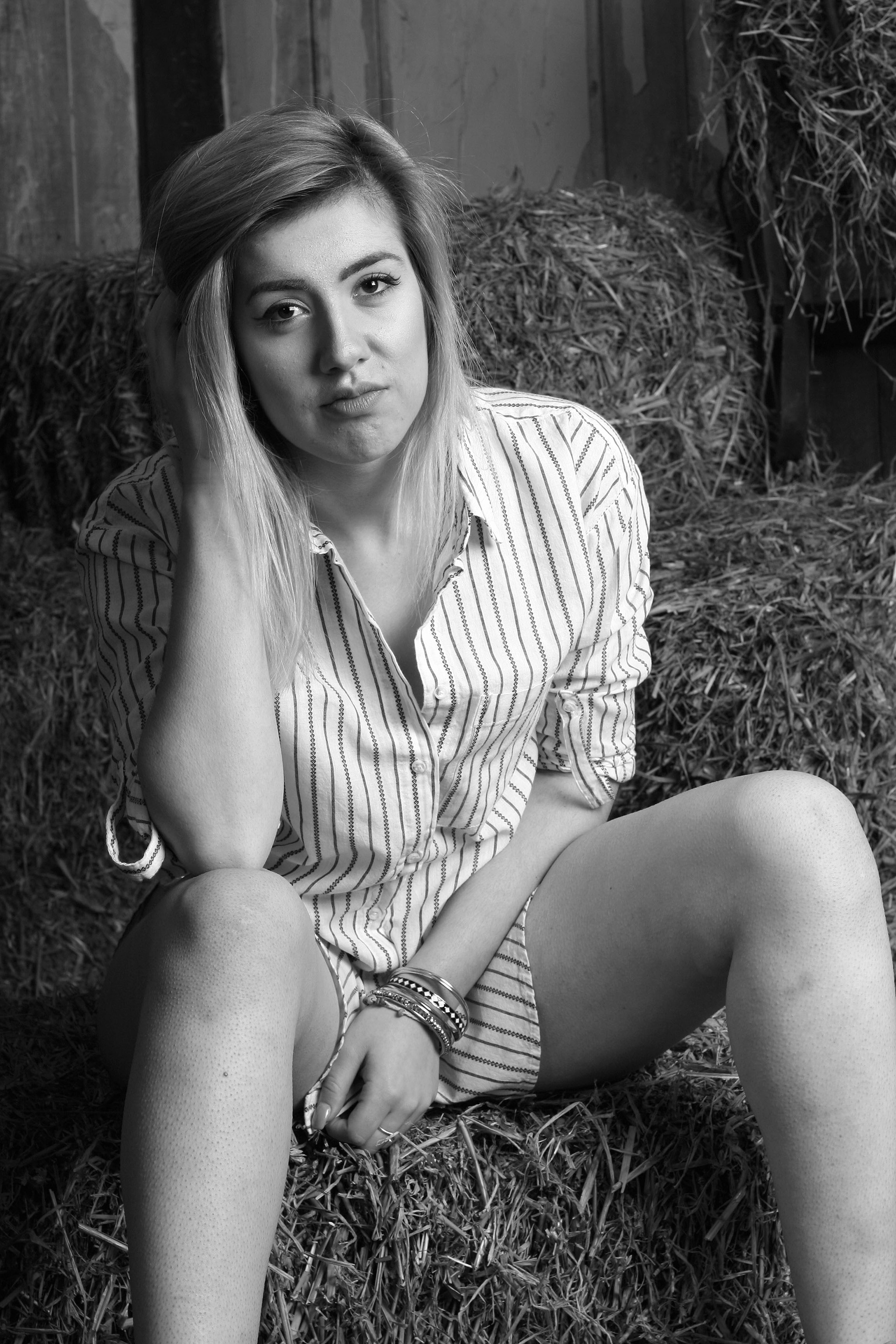 Suzie - Studio