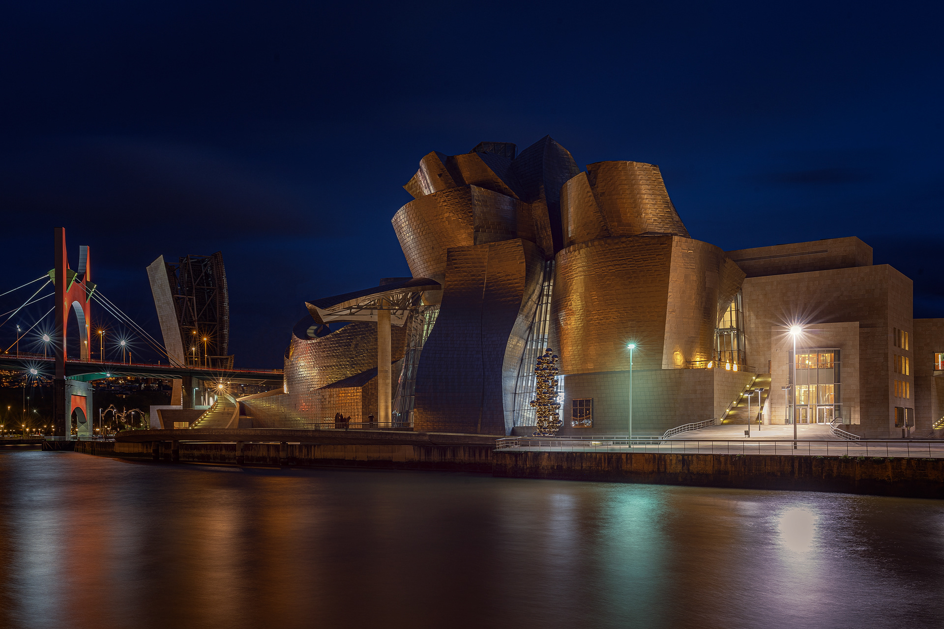 Guggemheim Museum - Bilbao (Bizkaia, Spain)
