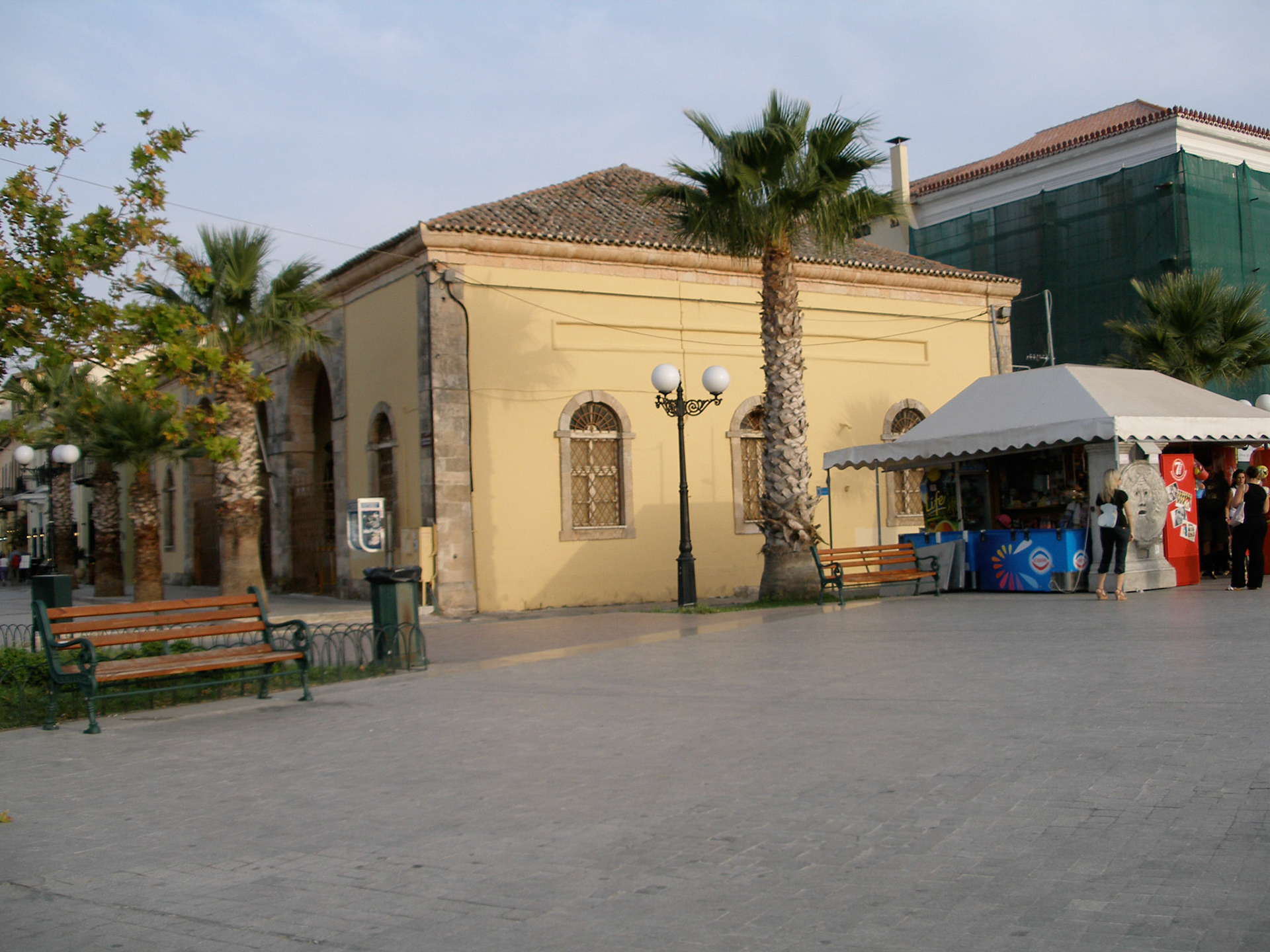 OLYMPUS DIGITAL CAMERA