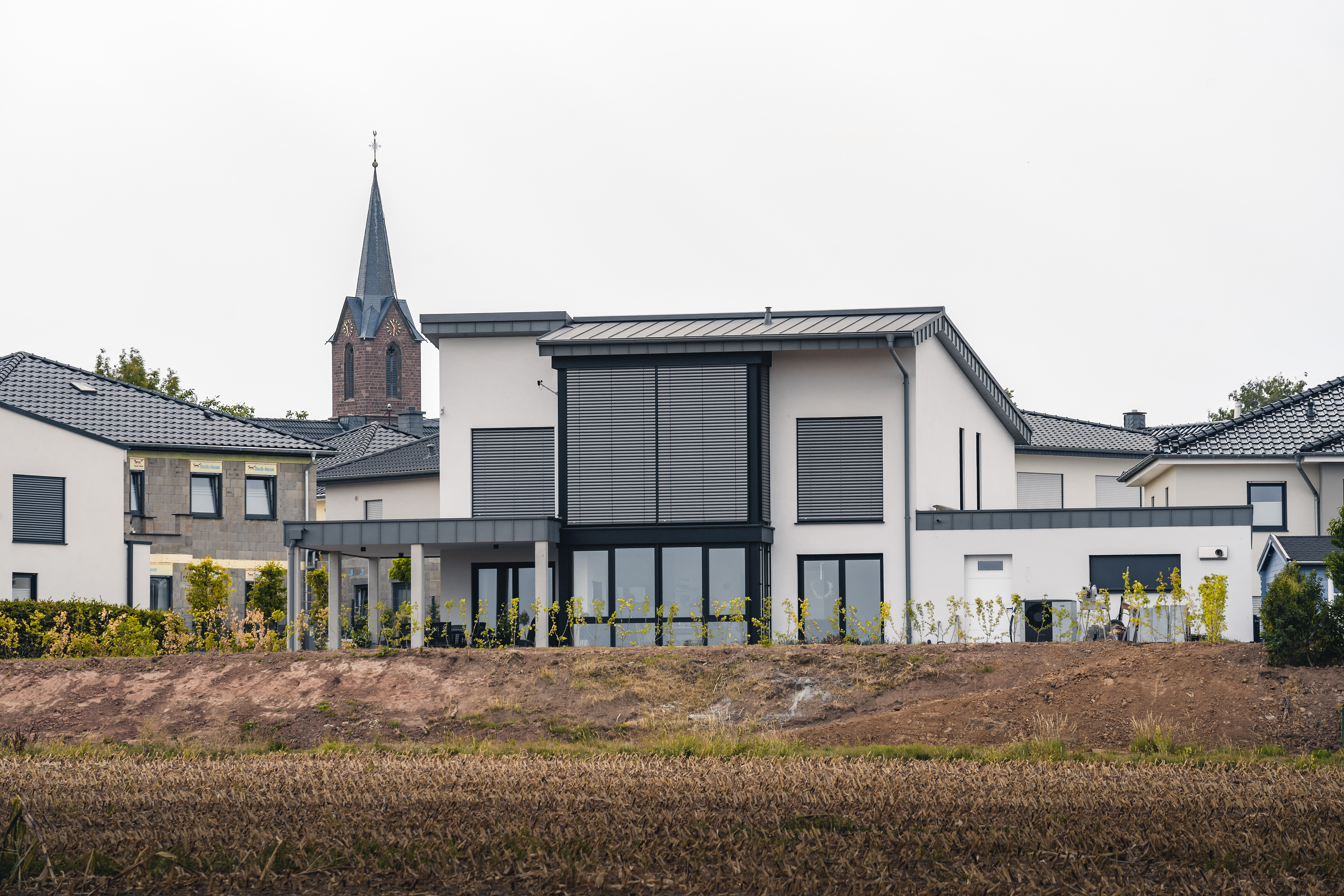 EFH "House MM...with a view"