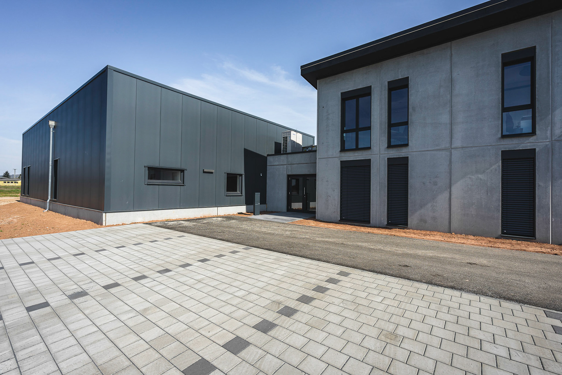 neubau bürogebäude | gewerbehallen