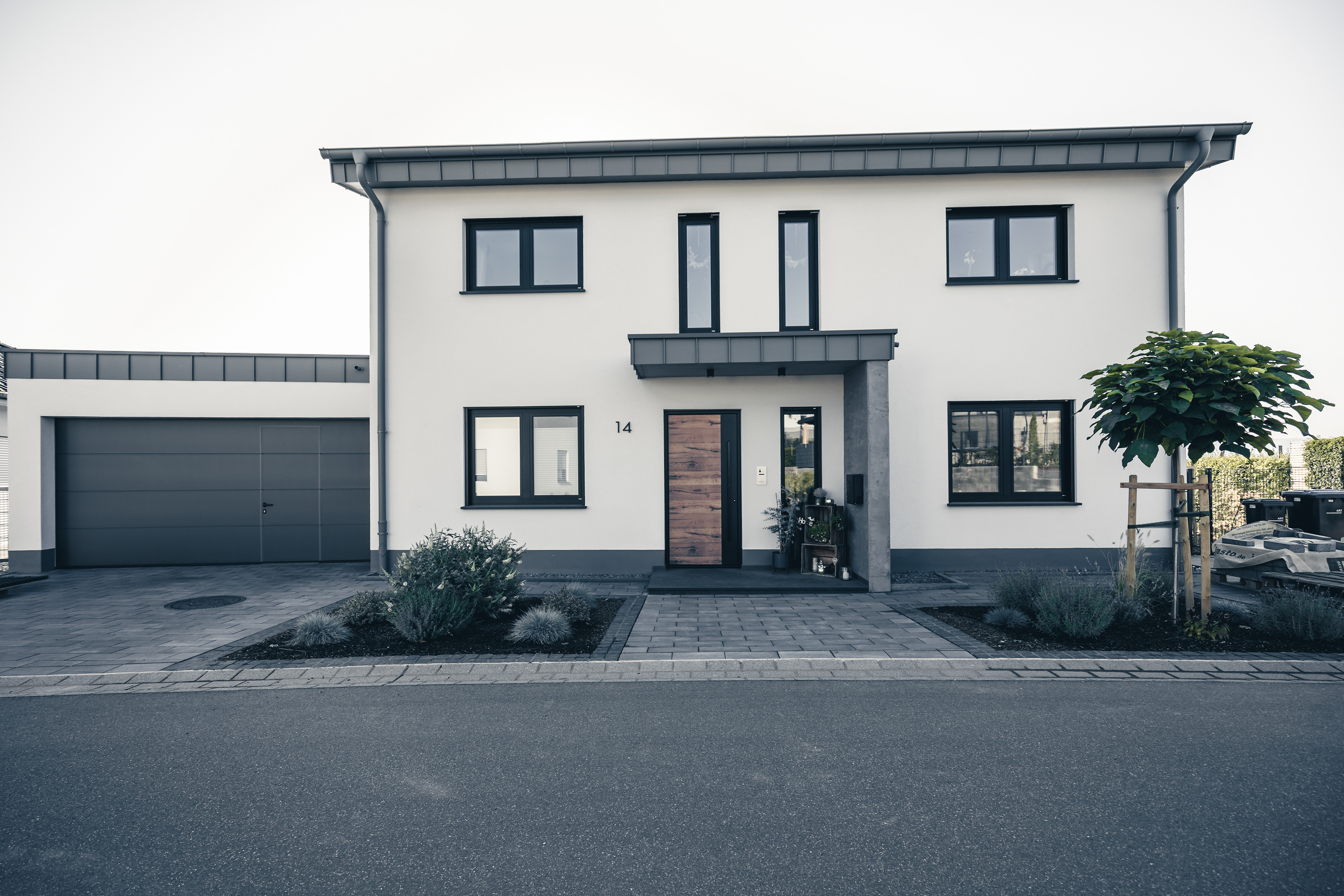 EFH "House MM...with a view"