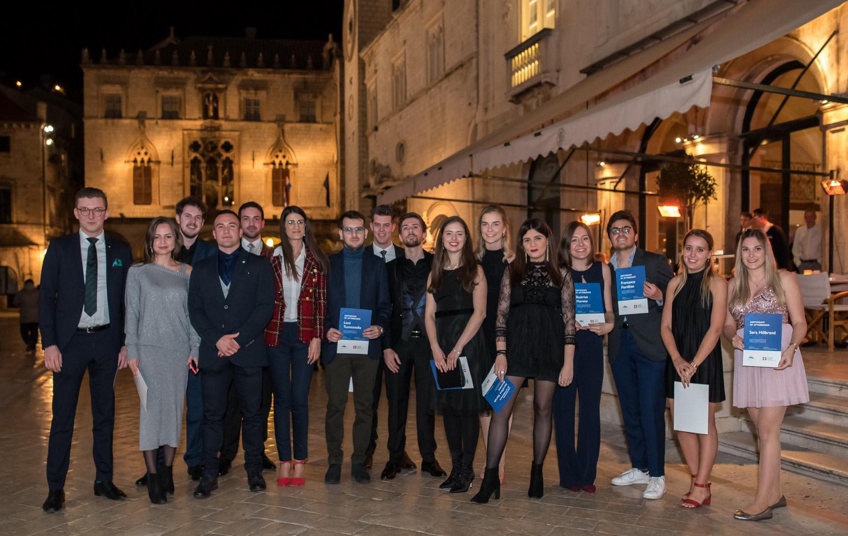Winter ELSA Law School Dubrovnik — sudionice/i s potvrdama / 📸: ELSA Croatia