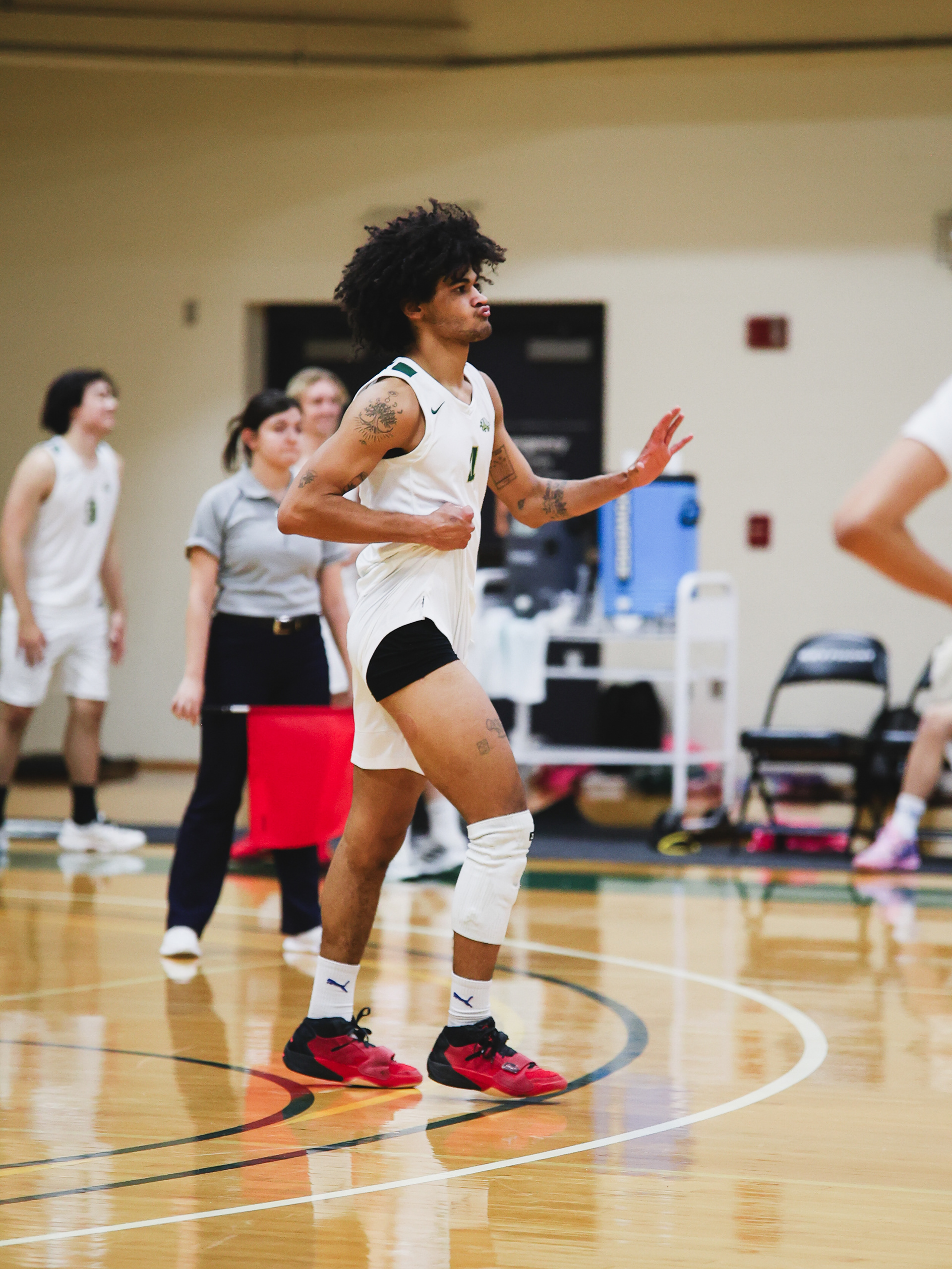 Sarah Lawrence College Men's Volleyball against St. Joseph's Brooklyn. Monday, March 3rd, 2025. Bronxville, New York.