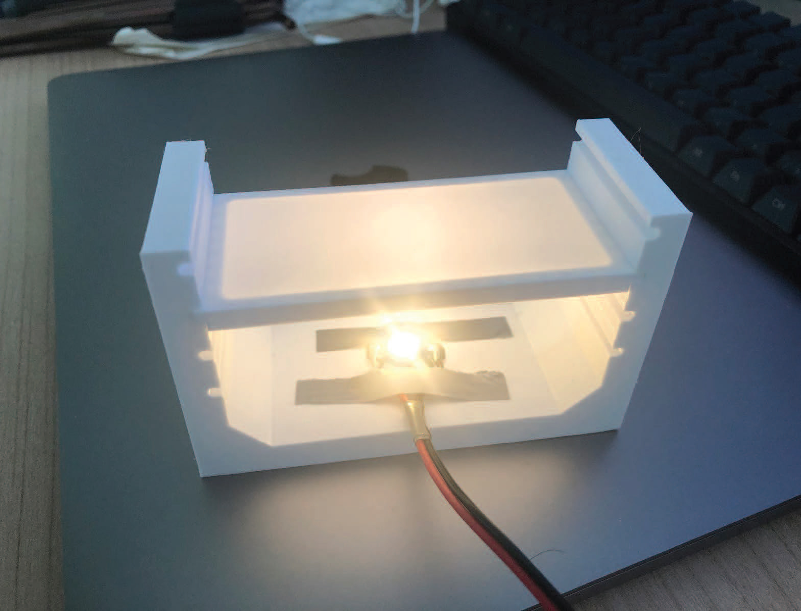 Looking for a good material as diffuser