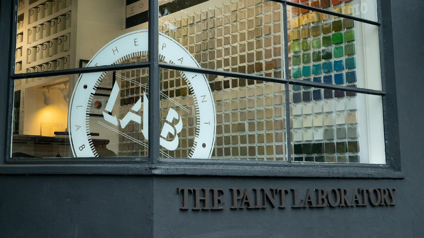 Once the logo and branding was created we used it on a various of collateral materials. Including the window signage.
