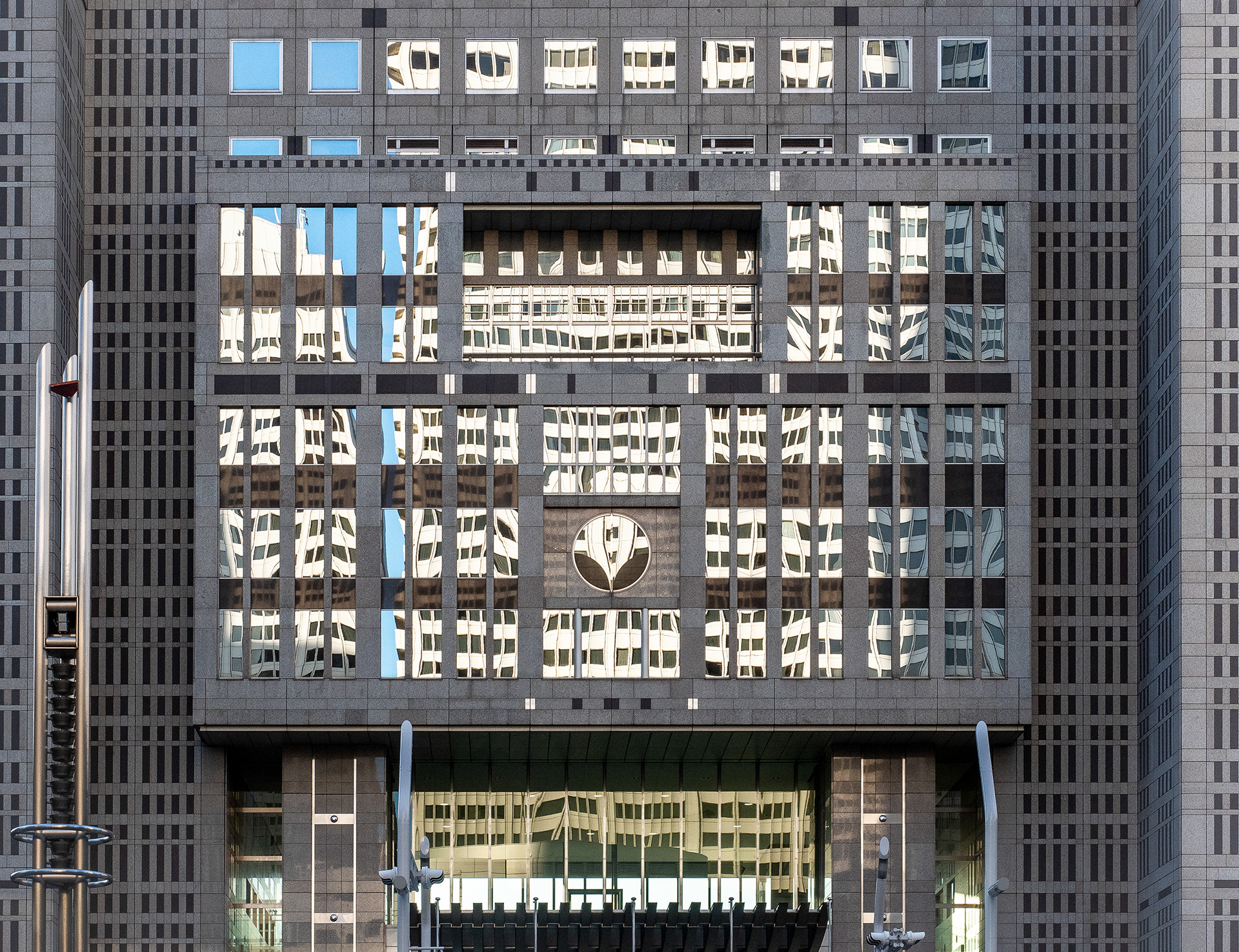 JAPON - «  Contre le ciel d’Automne … » - 8