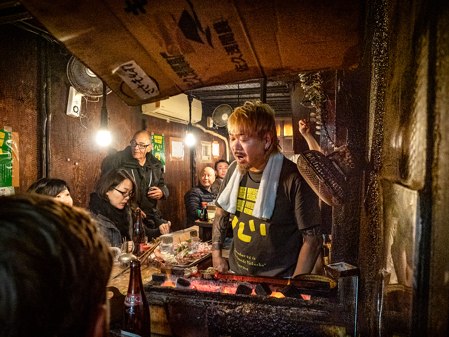 JAPON - «  Tavernes de nuit... » - 25