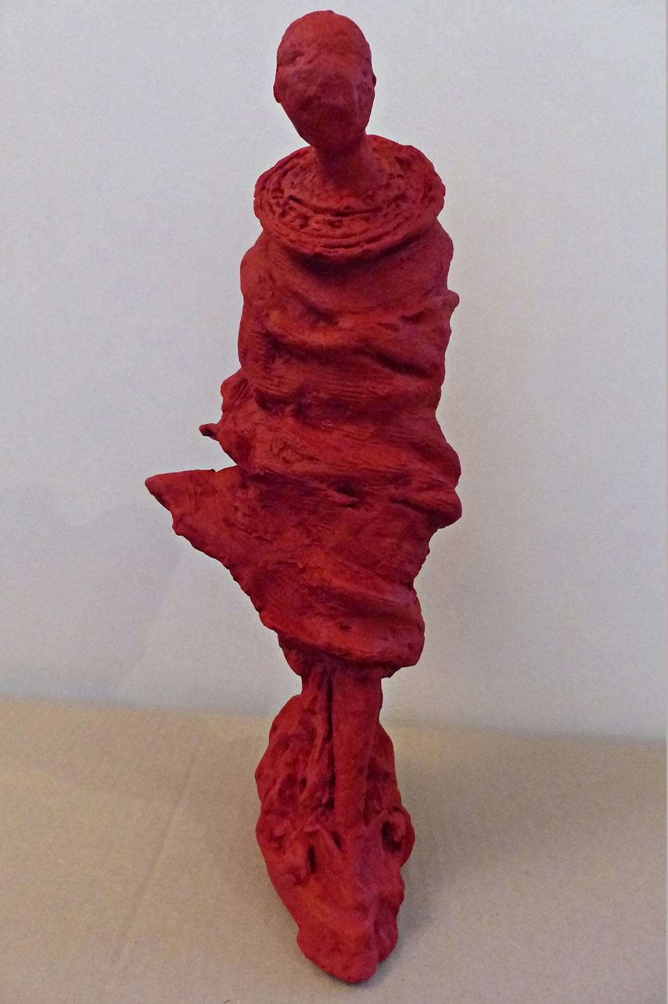 Femme Massaï dans la plaine