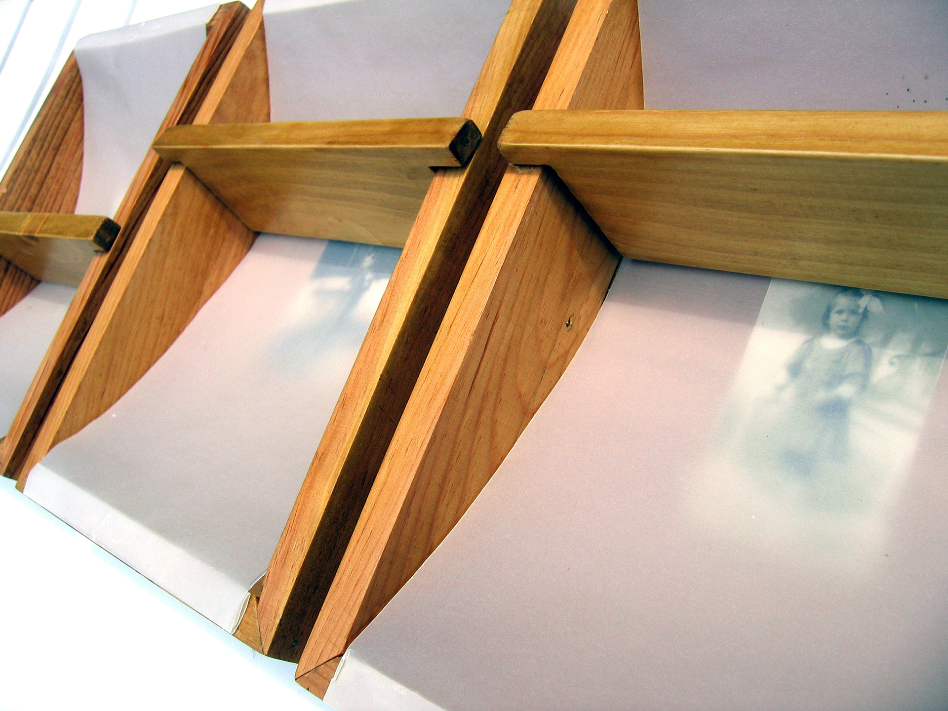 BOITES DE LA MEMOIRE, bois, calque, photographies