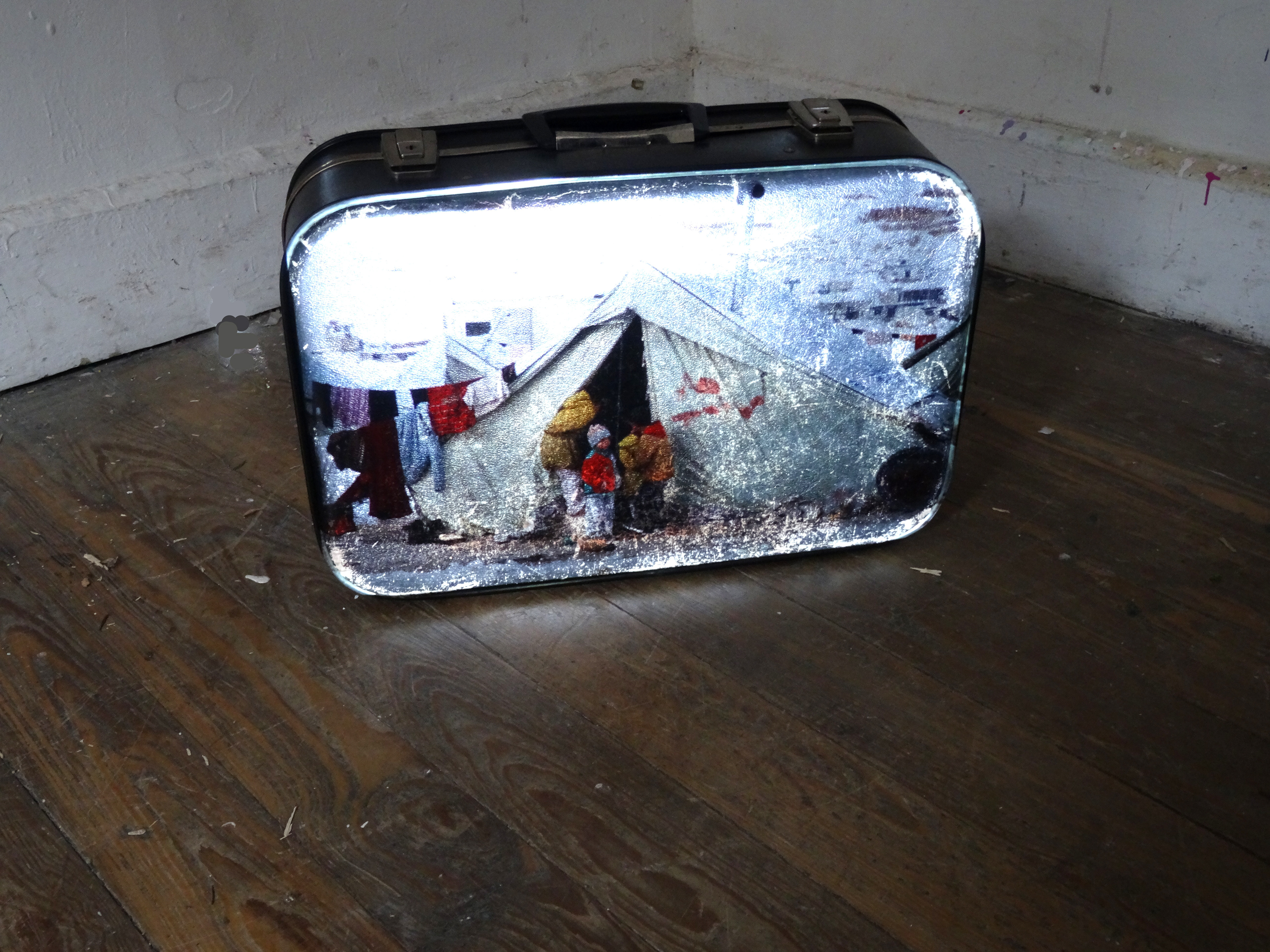 BAGAGES, valise, projection vidéo