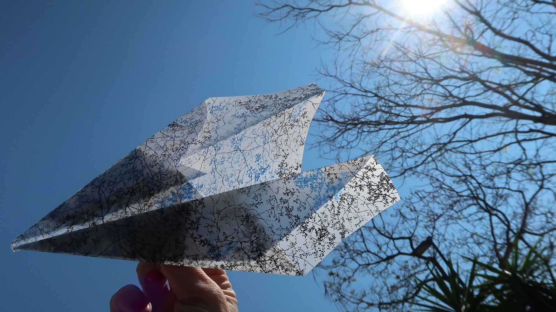 ORIGAMI I, encre sur papier calque, pliage origami