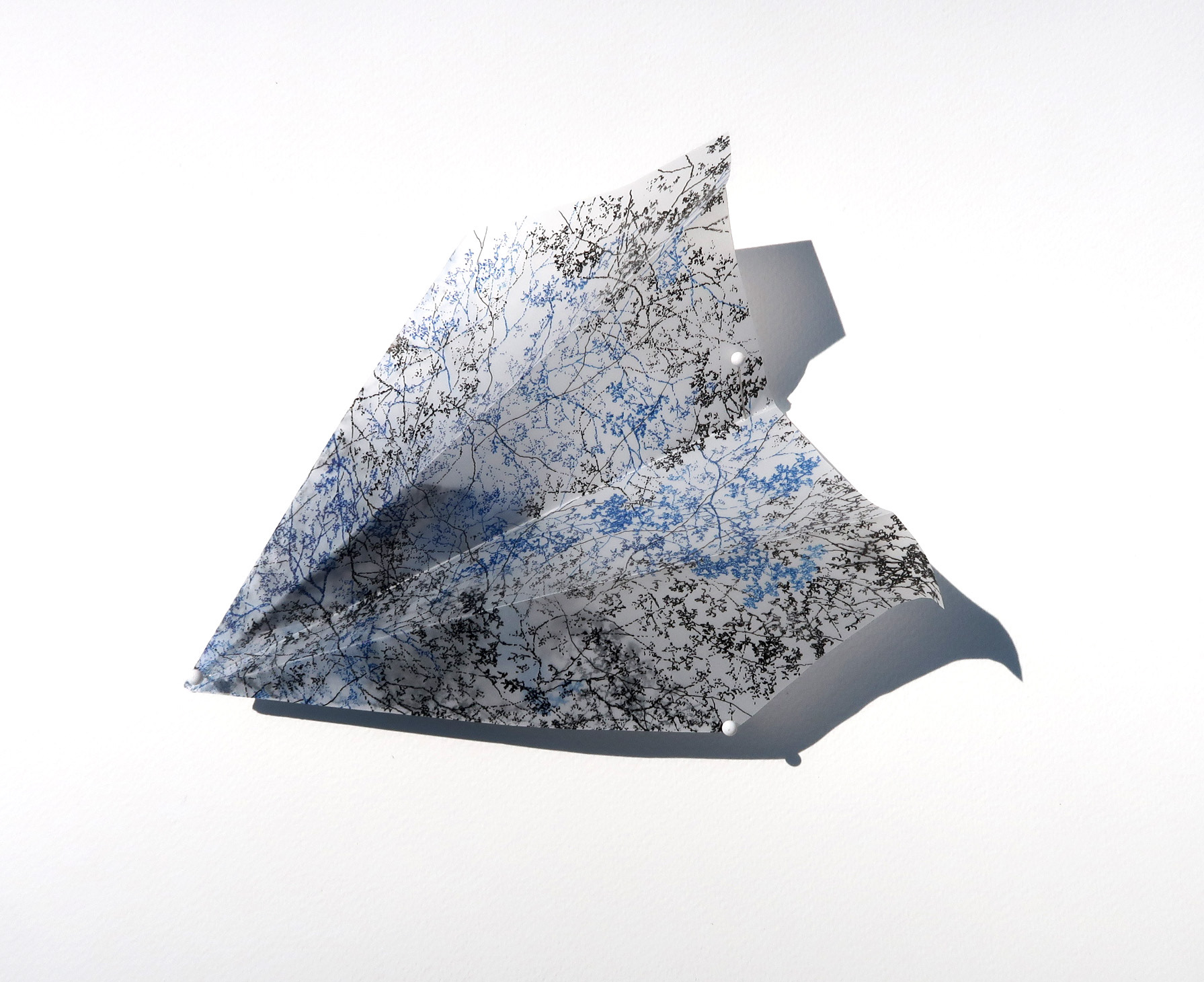 ORIGAMI I, encre sur papier calque, pliage origami