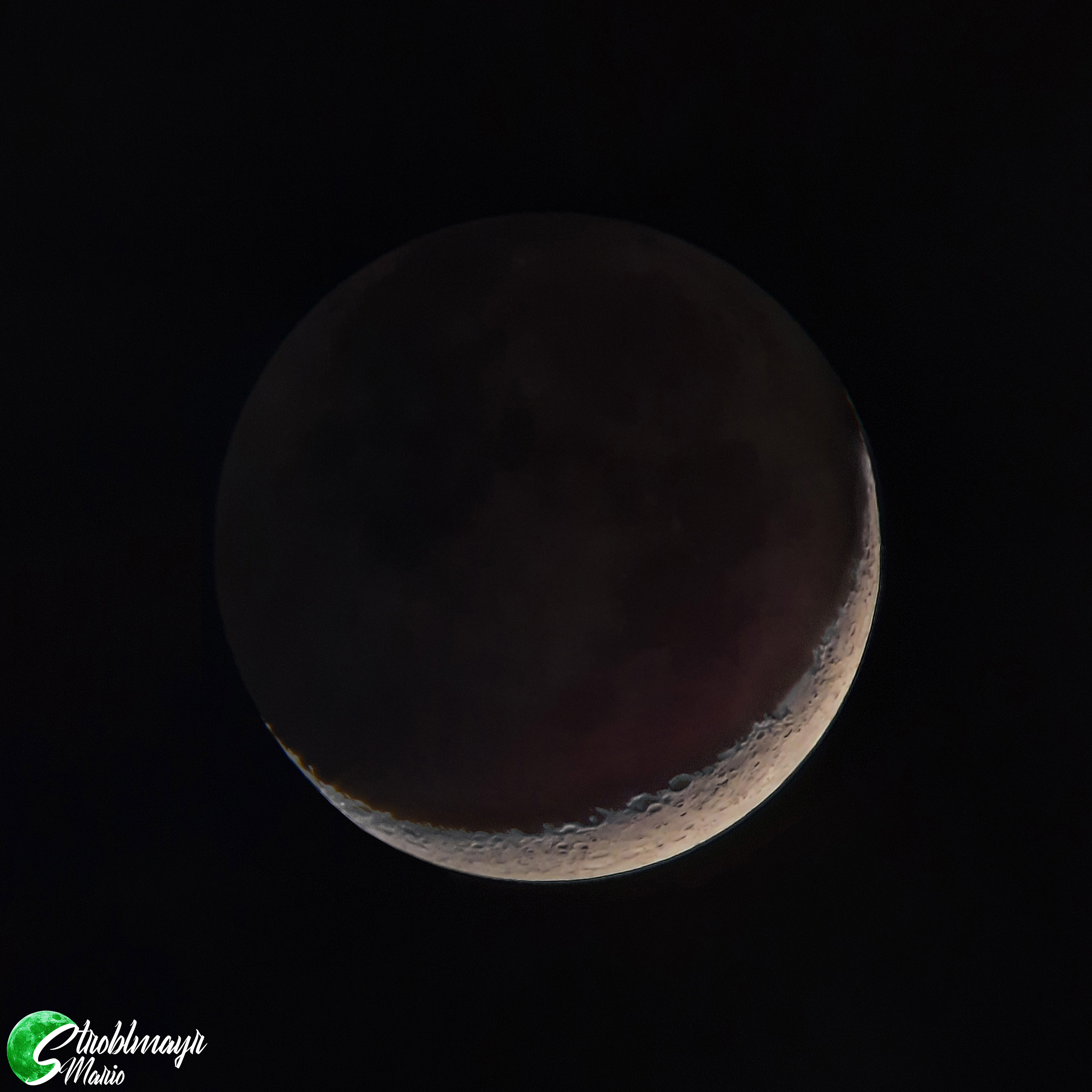 Schmale Mondsichel mit Mondschatten am 4.5.24 mit 60mm Apo