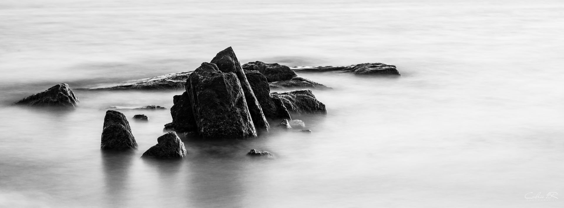 bloc de granit dans le golfe 