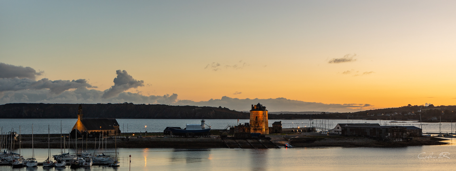 Le port de CAMARET SUR MER 