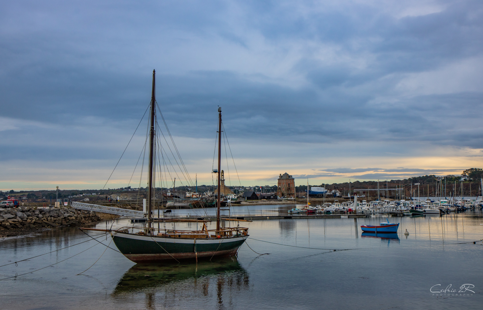 Le port de CAMARET SUR MER 