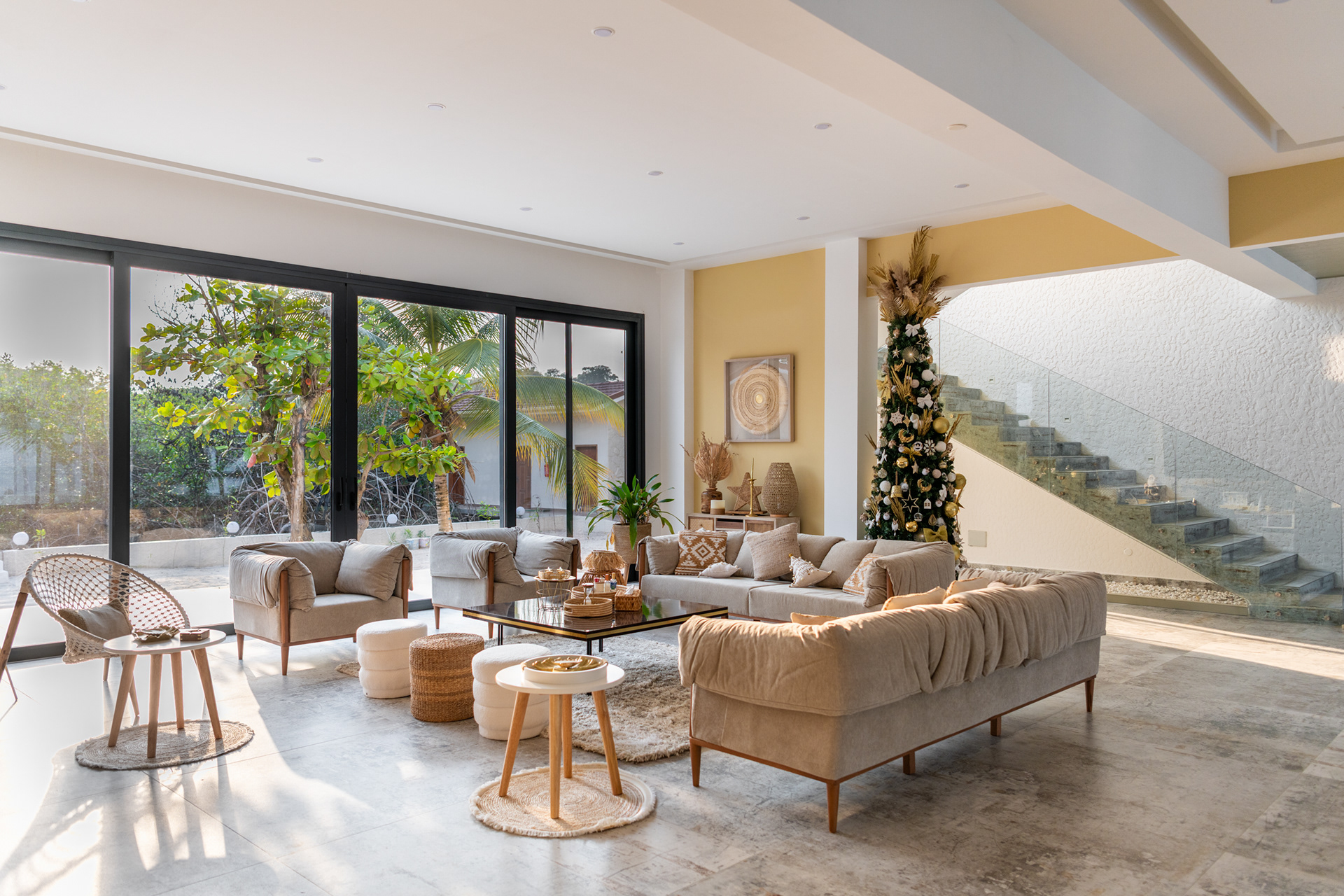 Villa de la Pointe-Denis, Gabon