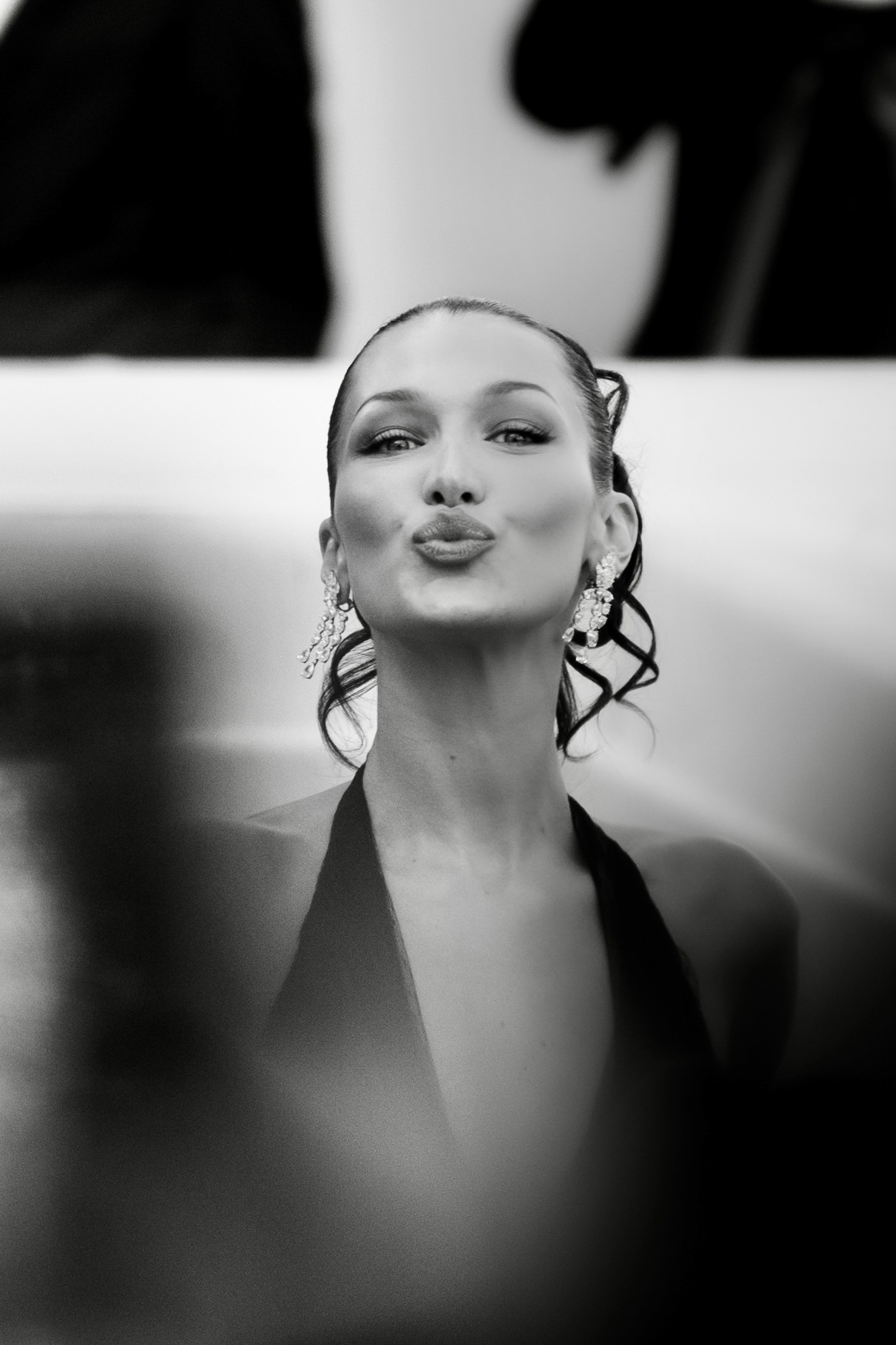 Bella Hadid - Mannequin