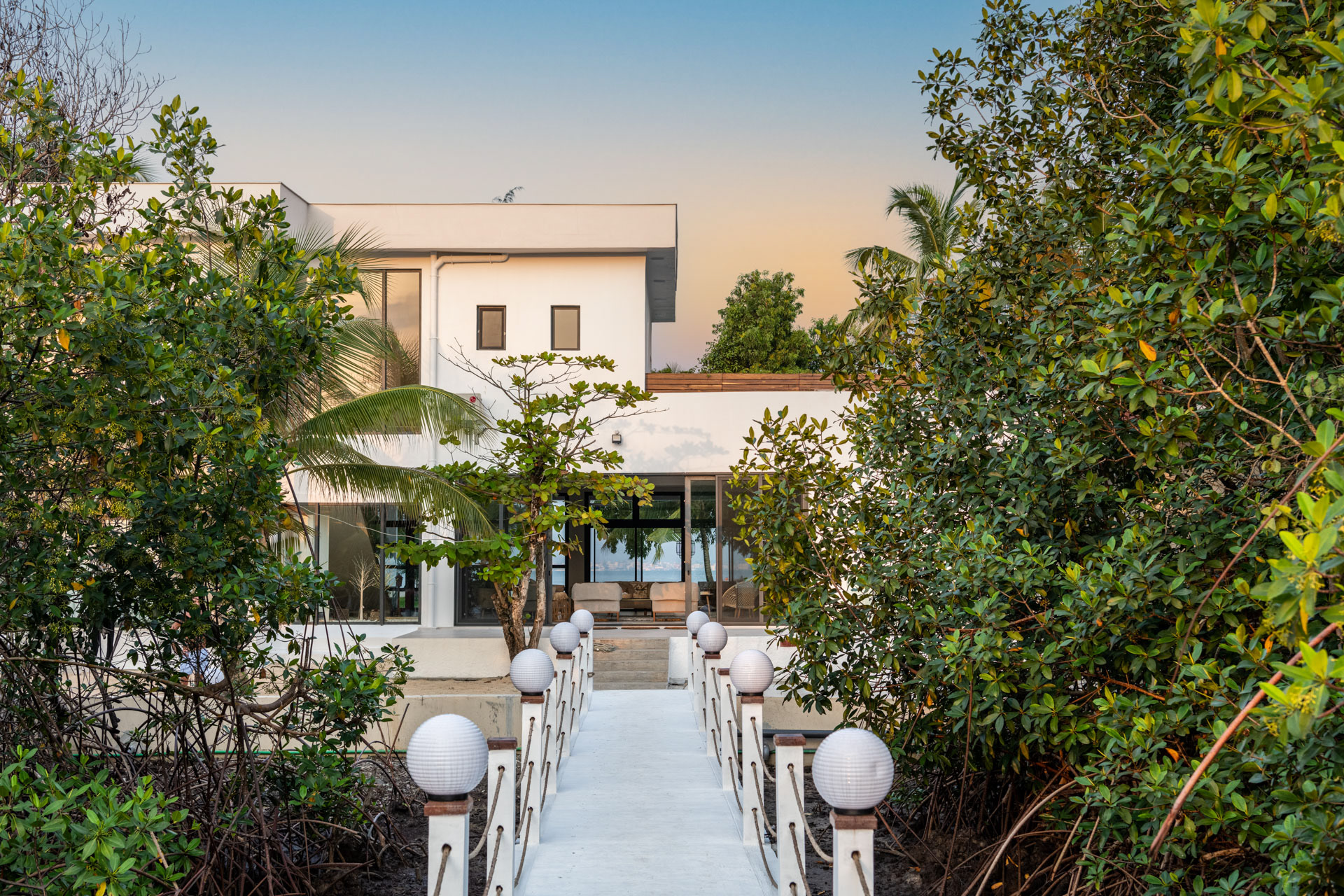 Villa de la Pointe-Denis, Gabon