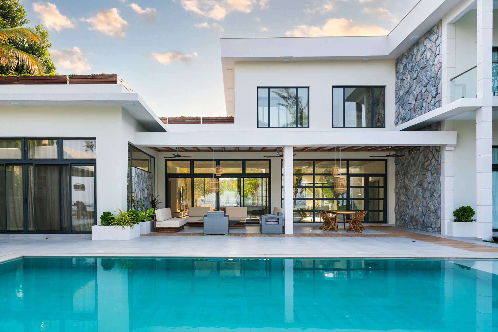 Villa de la Pointe-Denis, Gabon