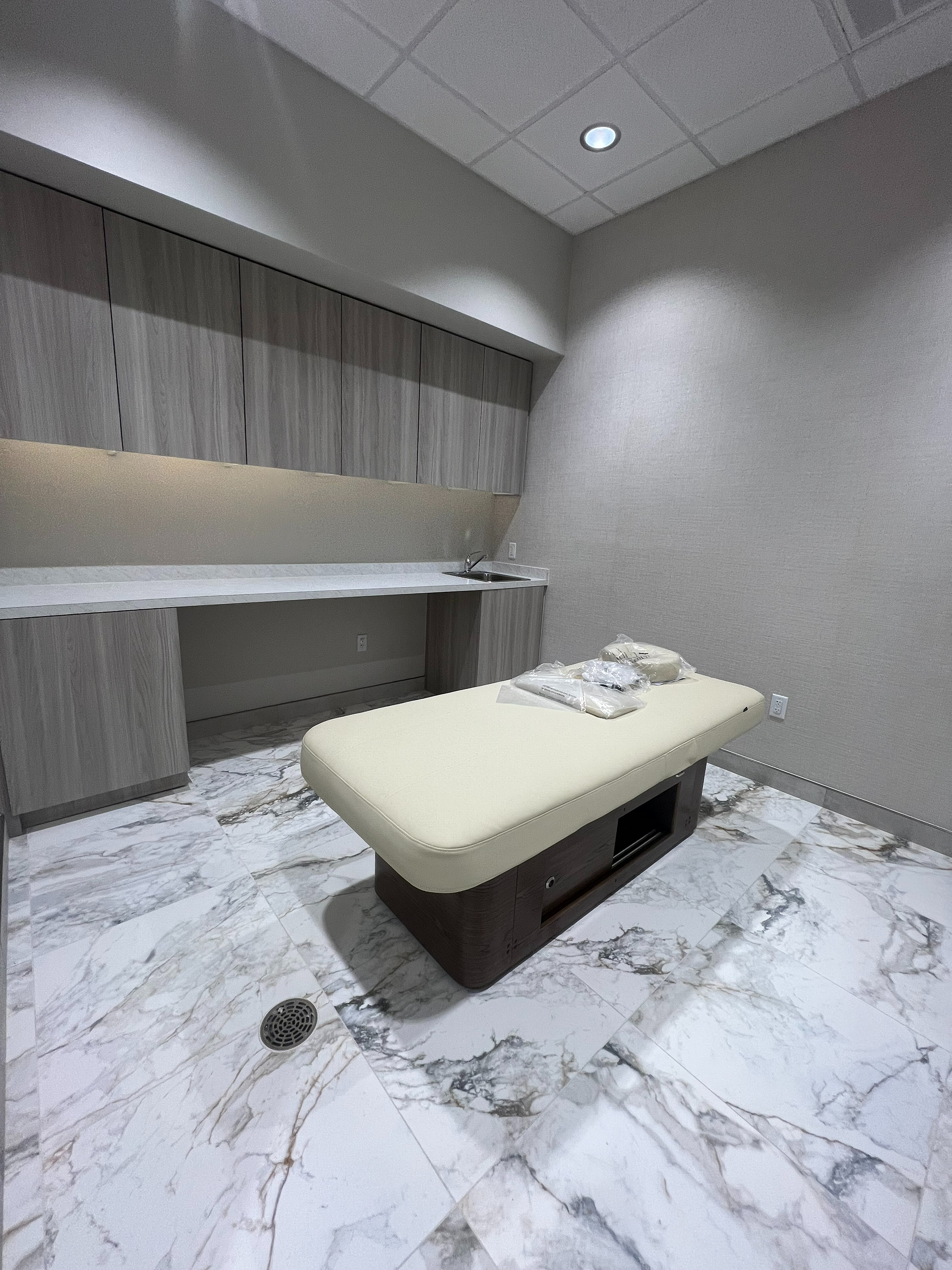 Body Lab’s clear geometry and durable finishes support active experience.