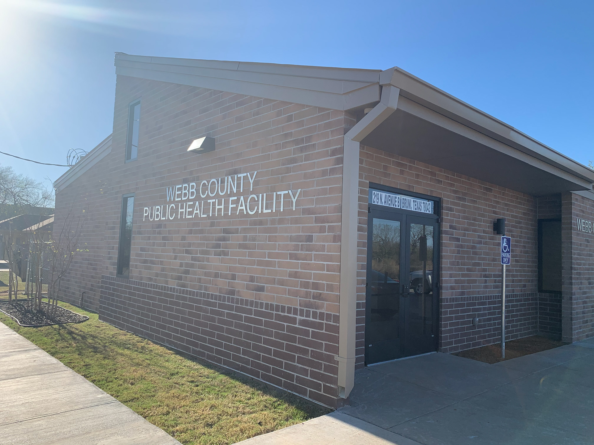 Redline Architecture b County Bruni Public Health Facility