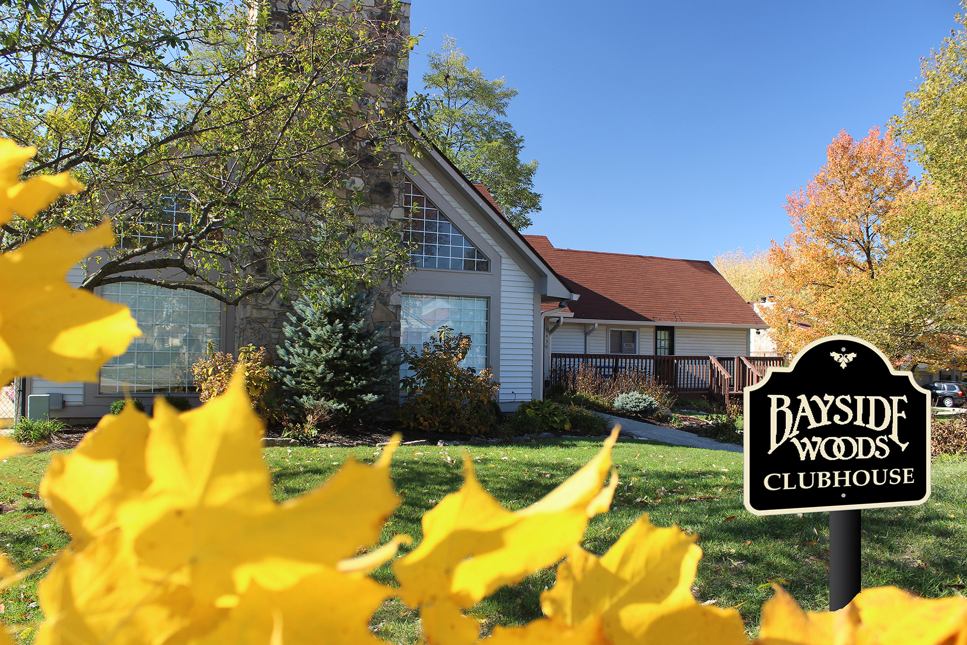 Bayside Woods clubhouse signage