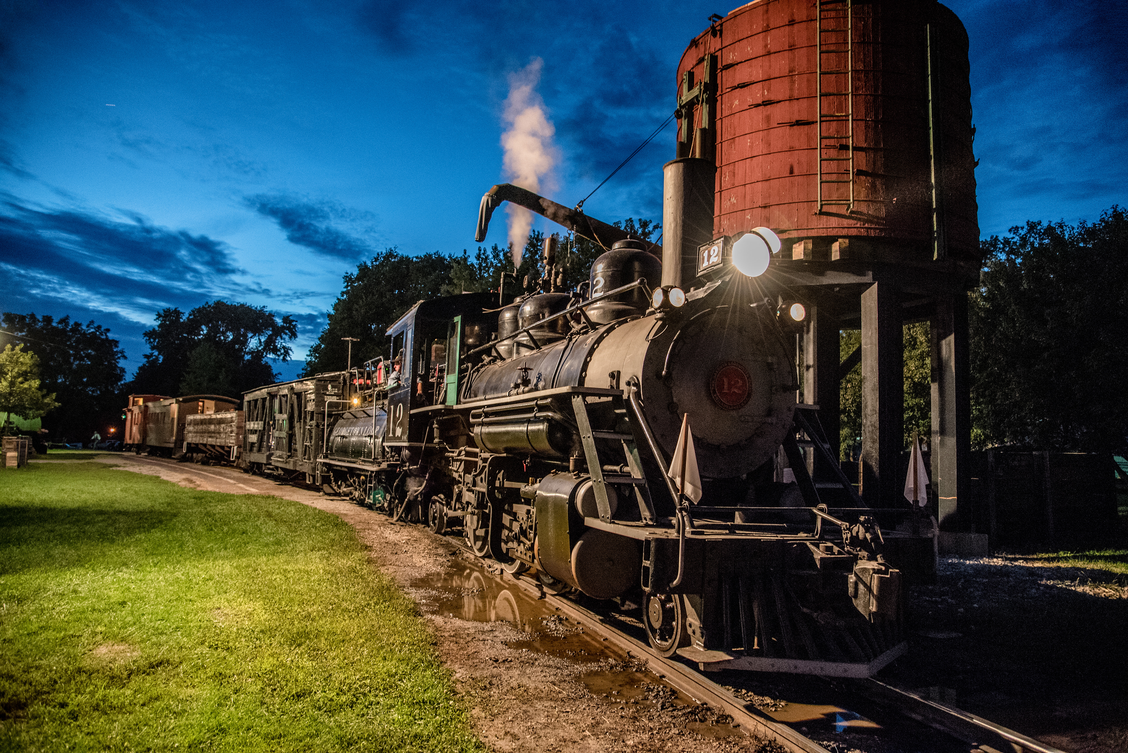 Old Threshers Train at Sunset