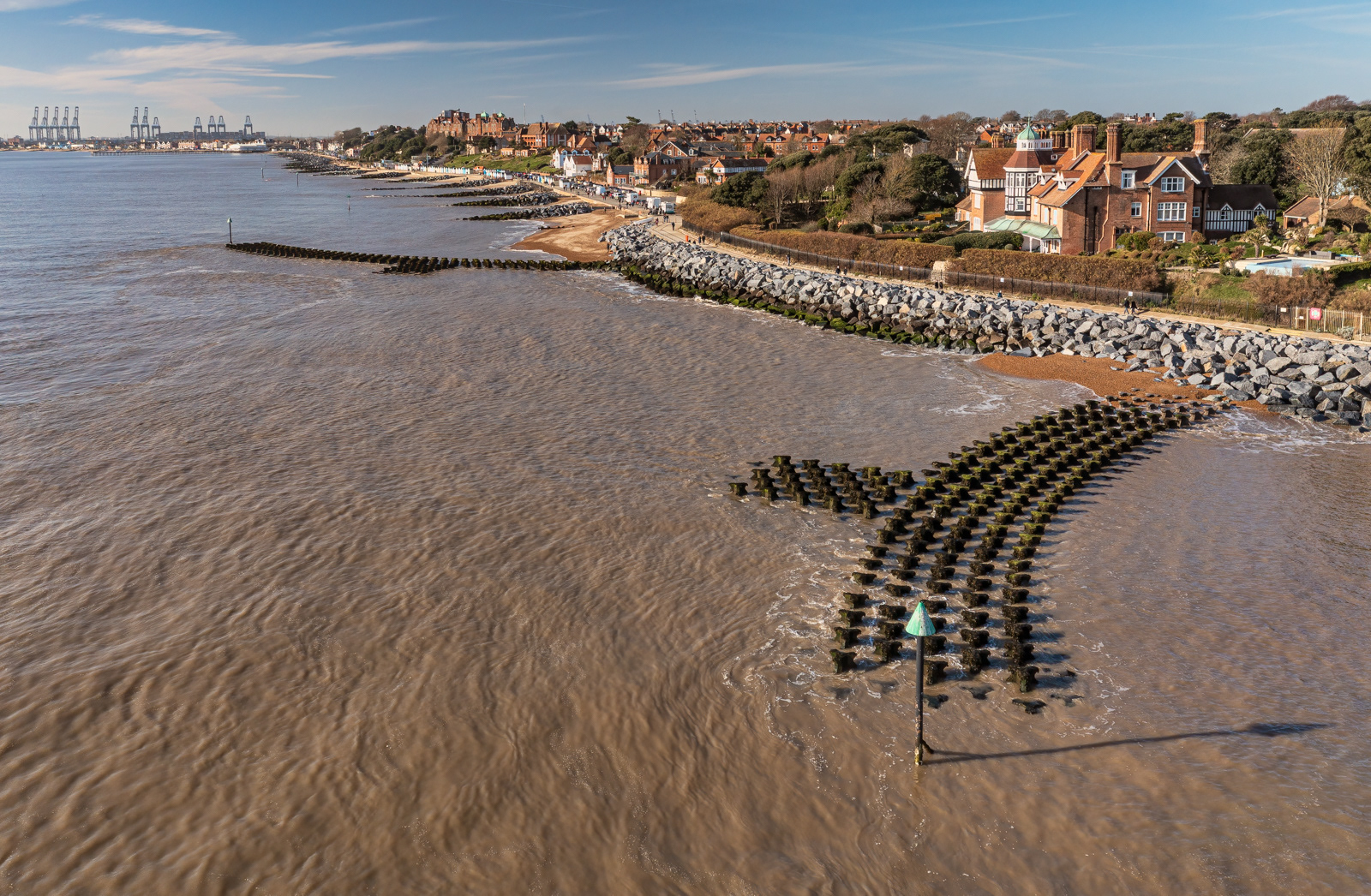 Cobbolds Point Towards the Docks