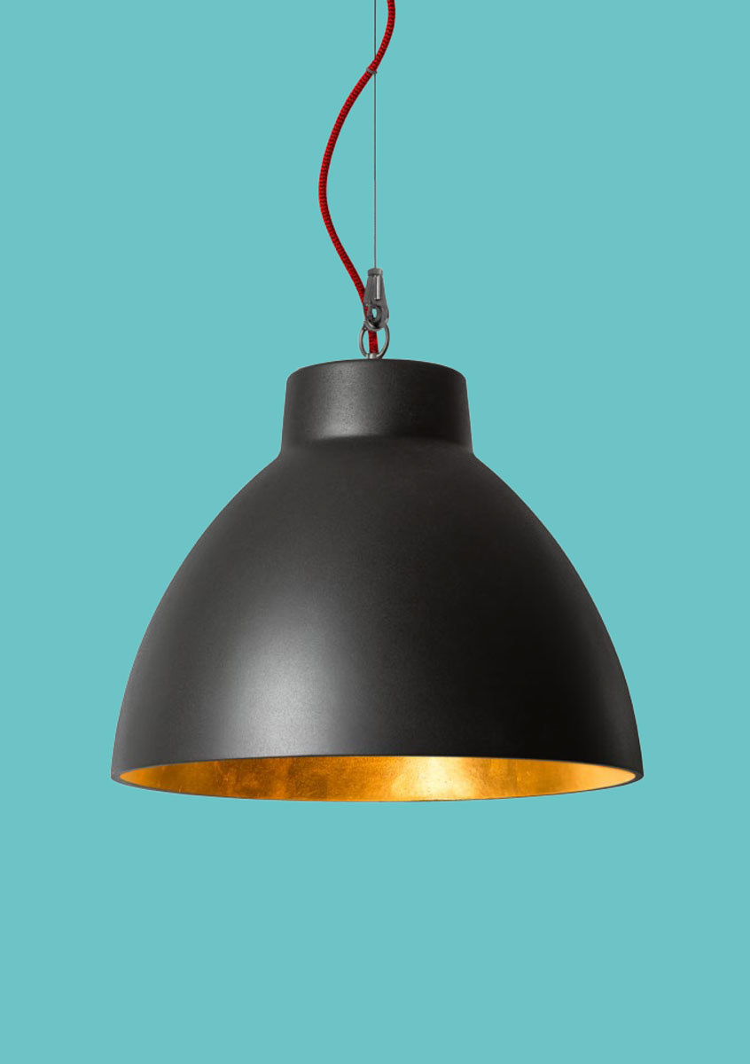 Produktfotografie Design Leuchte gold