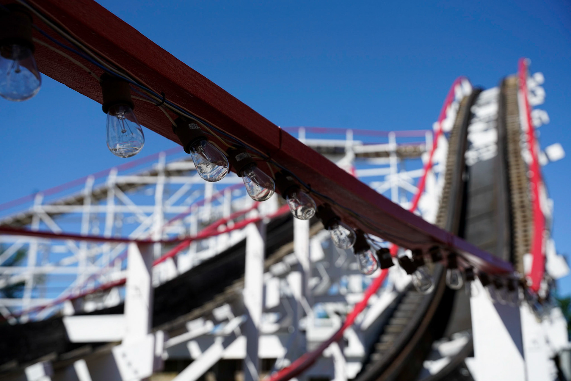 Photo by Jon Roost (www.jonroostphotos.com)