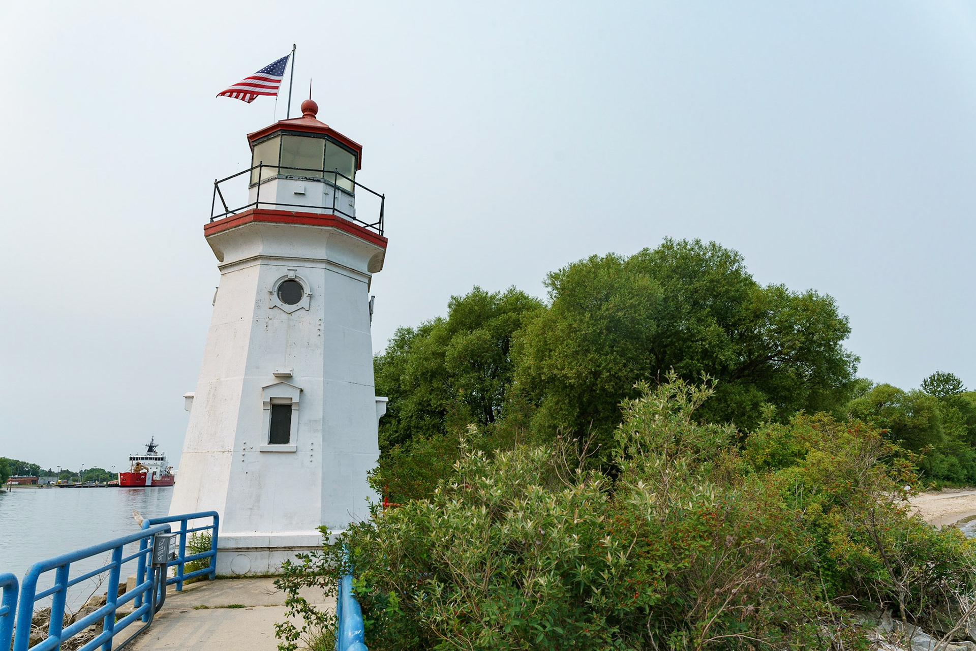 Photo by Jon Roost (www.jonroostphotos.com)