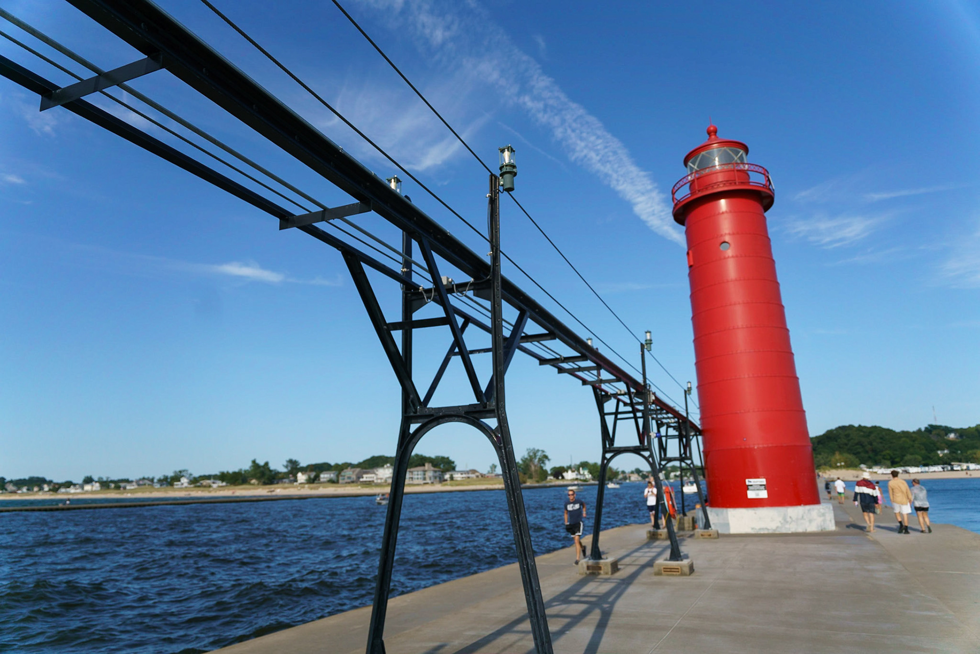 Photo by Jon Roost (www.jonroostphotos.com)