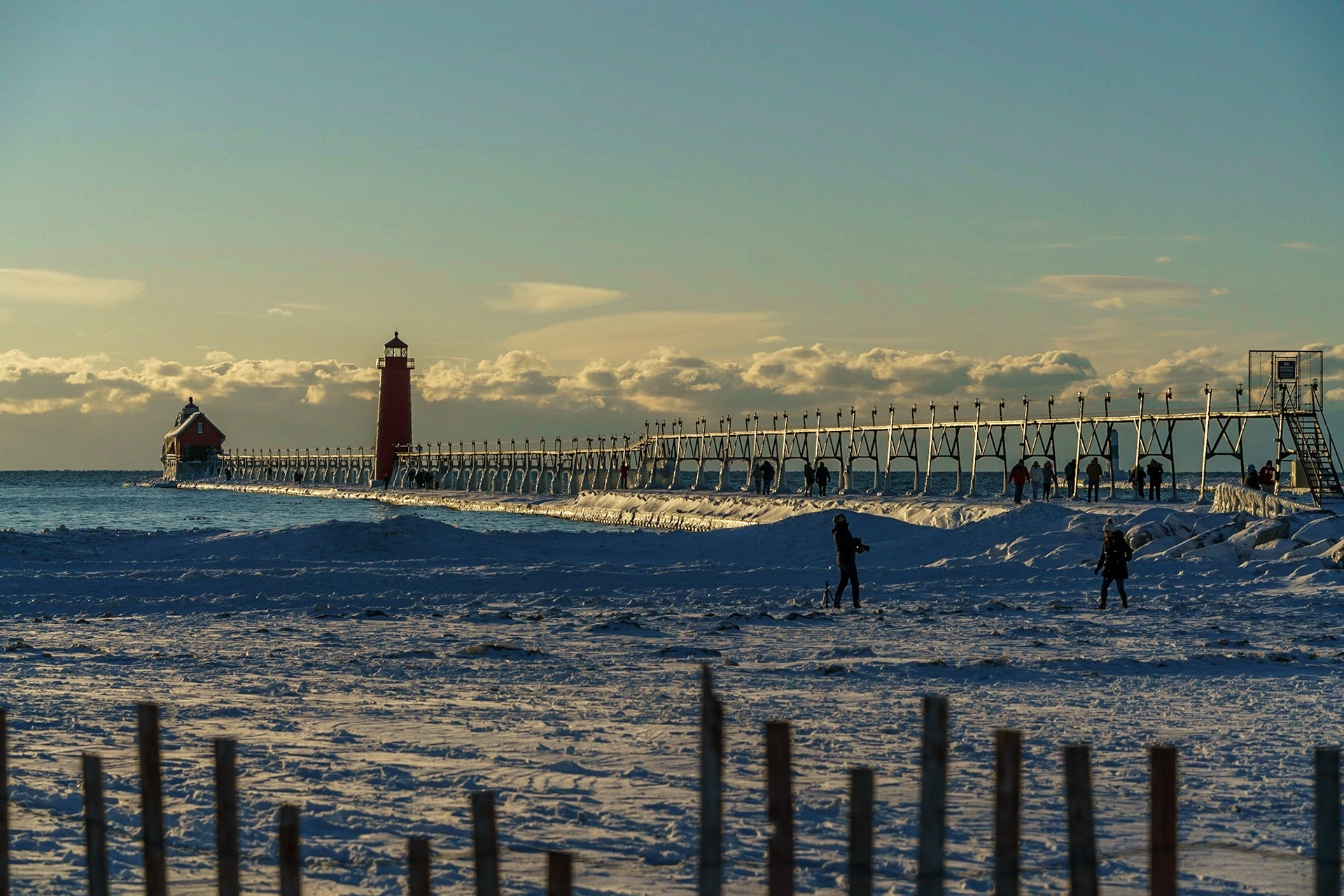 Photo by Jon Roost (www.jonroostphotos.com)