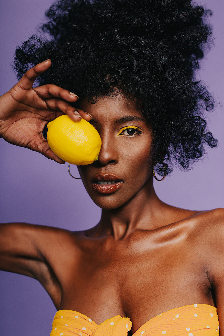 Twen Zoë © Mua/hair: Charlotte Van Beusekom Model: Tinotenda