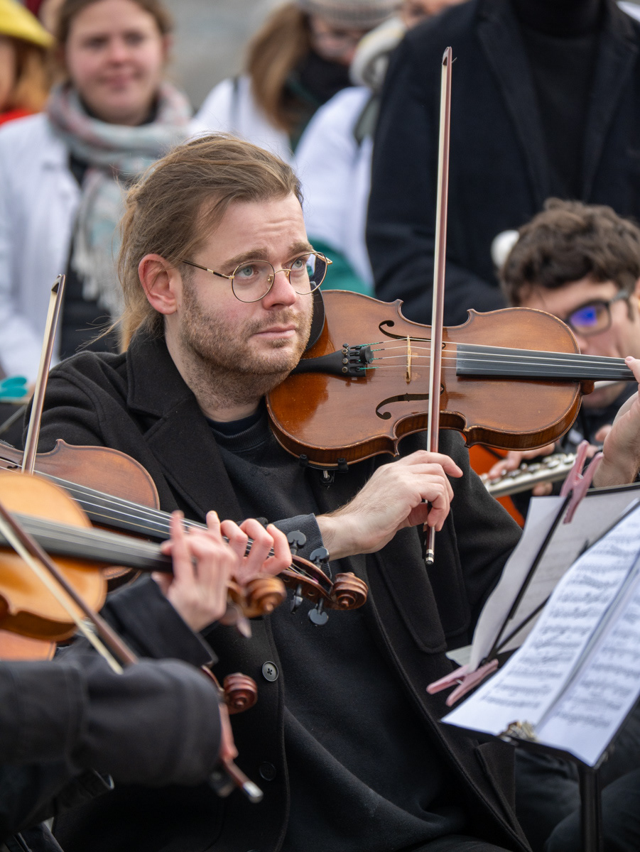 Scientifiques en Rebellion et  l’Orchestre du Nouveau Monde