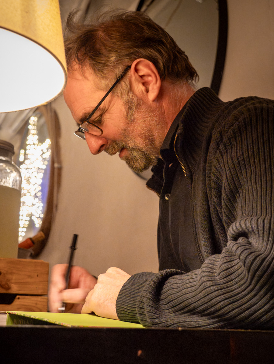 Eric Lenoir, auteur du "Petit traité du jardin Punk"