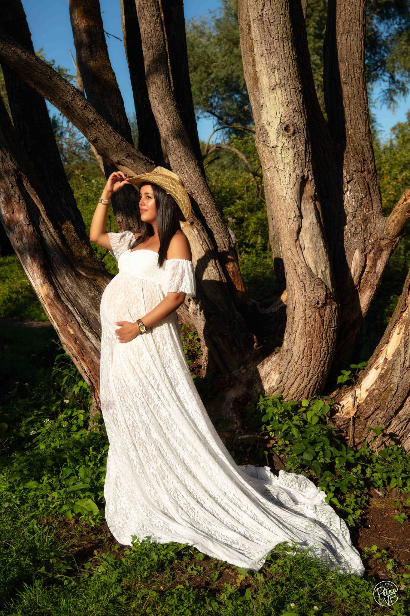 Zwangerschapsfoto in Boho stijl op locatie