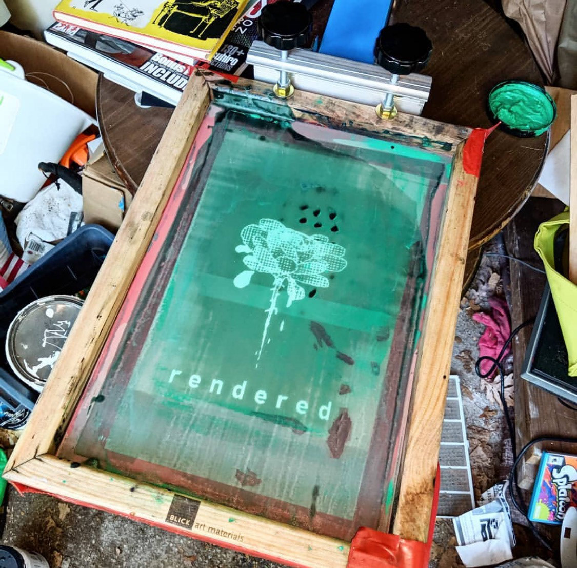 The screen it burned!