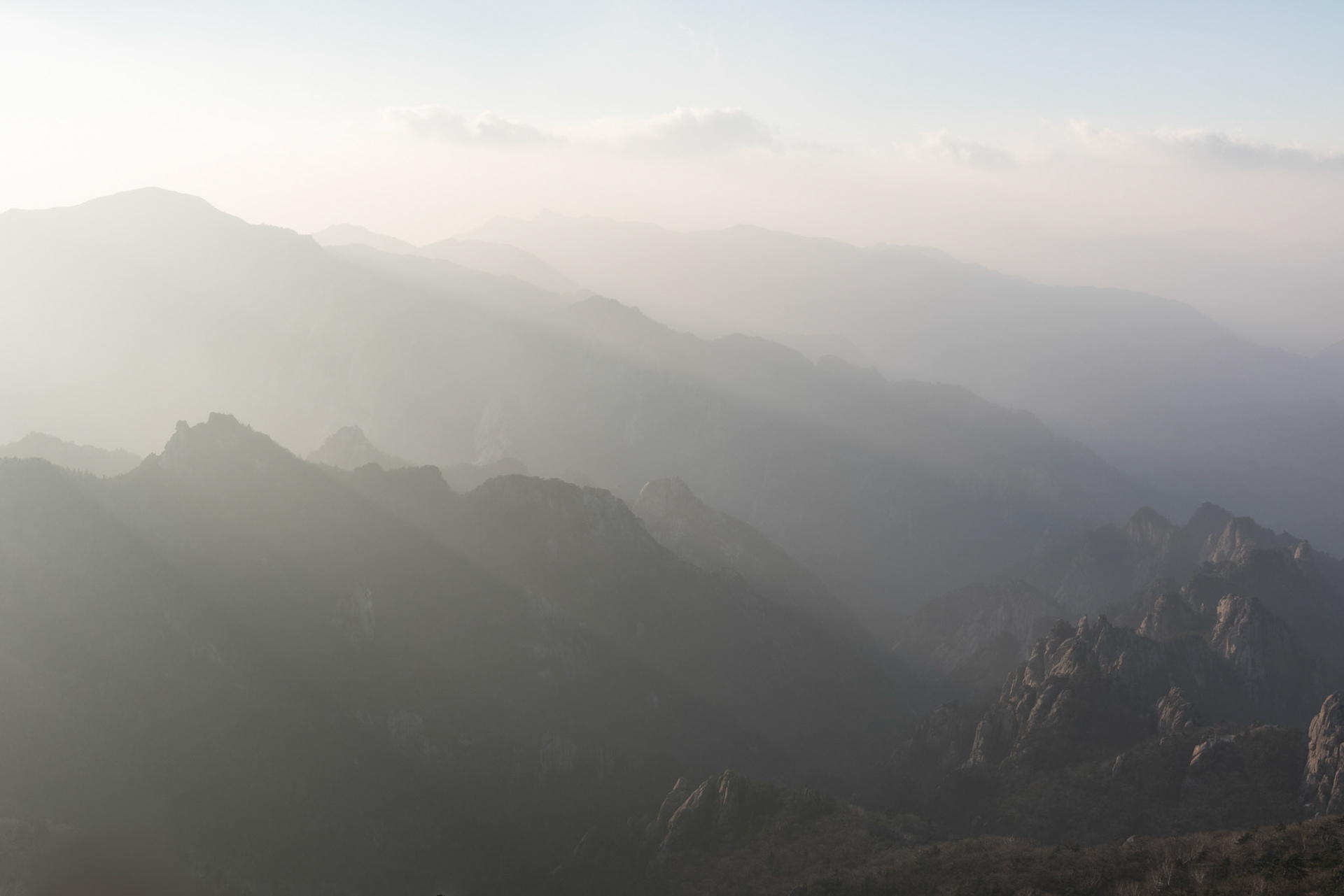 Evening near Jungcheong mountain hut