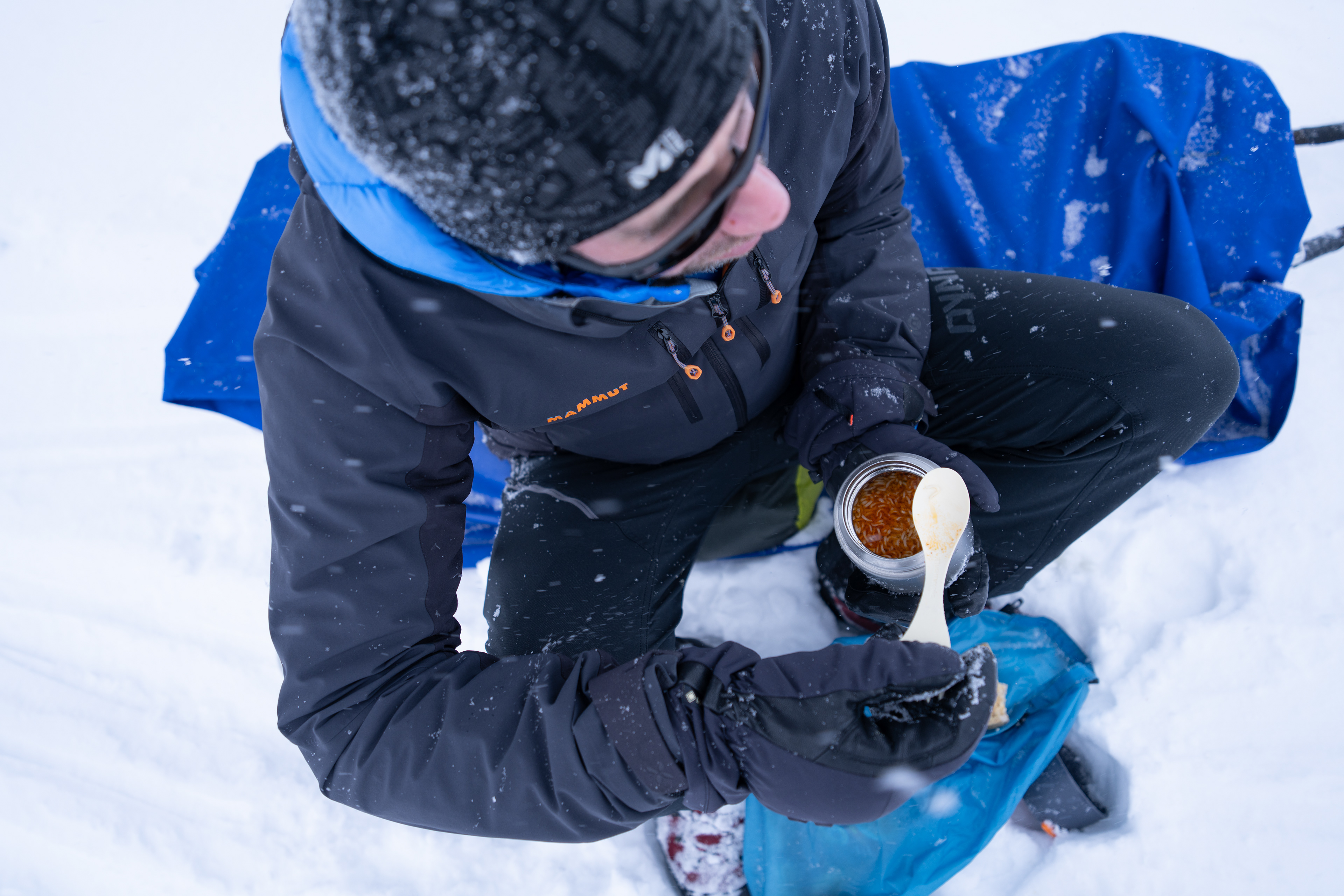 Quick lunch and warm up: soup in thermos