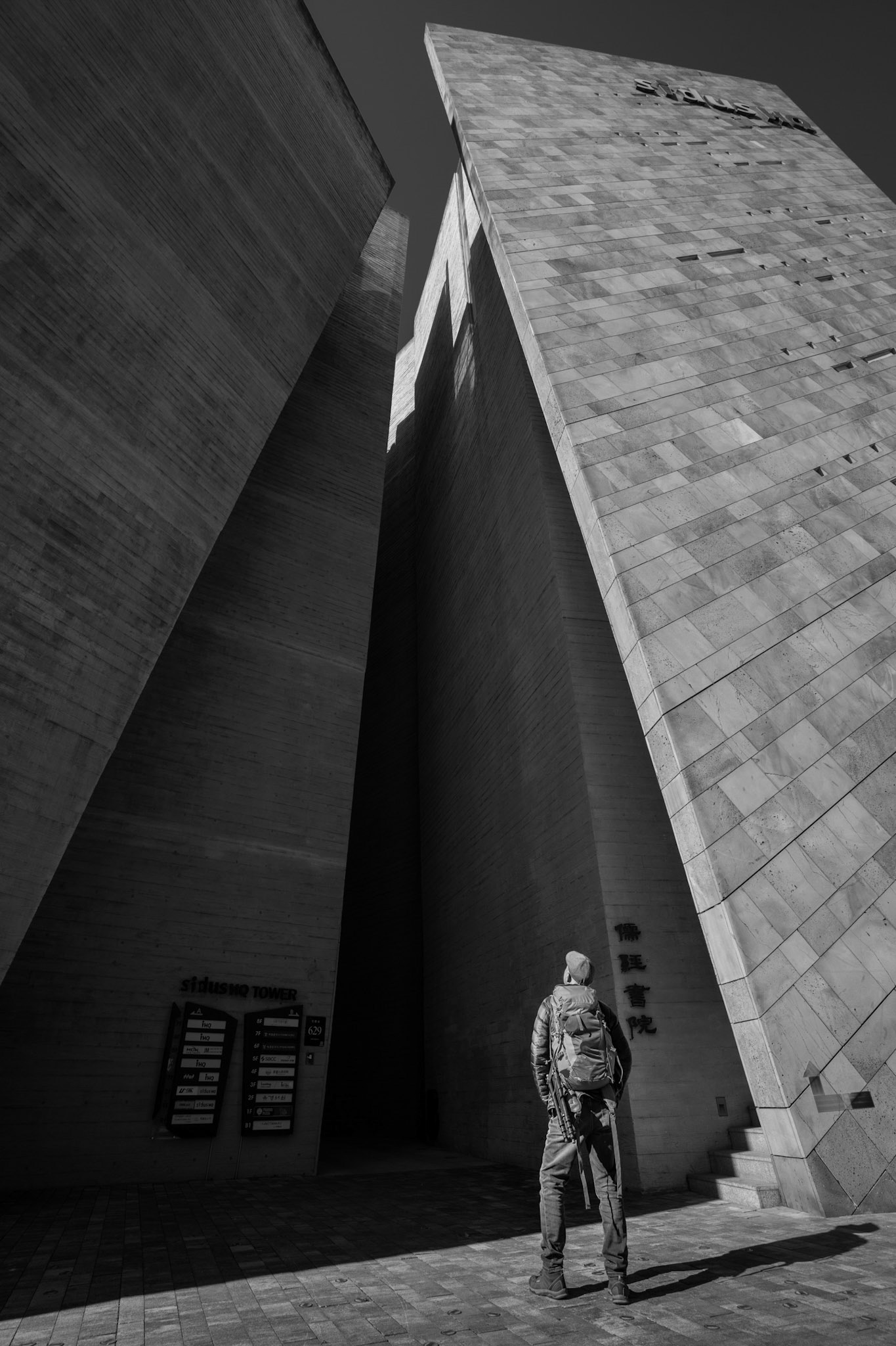 Interesting architecture is sparse, yet there is some. (sidusHQ)