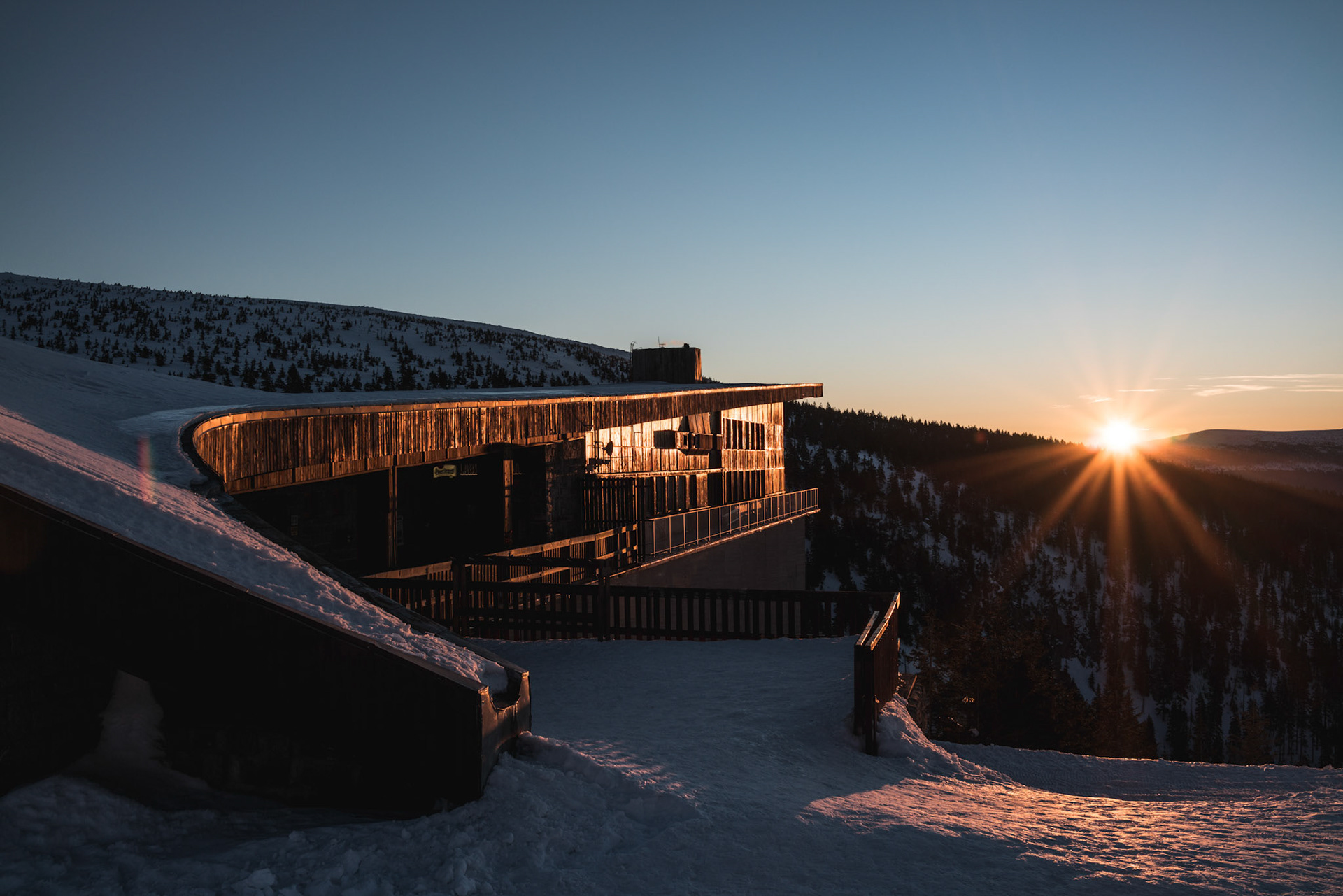 Labská bouda (1340 m)