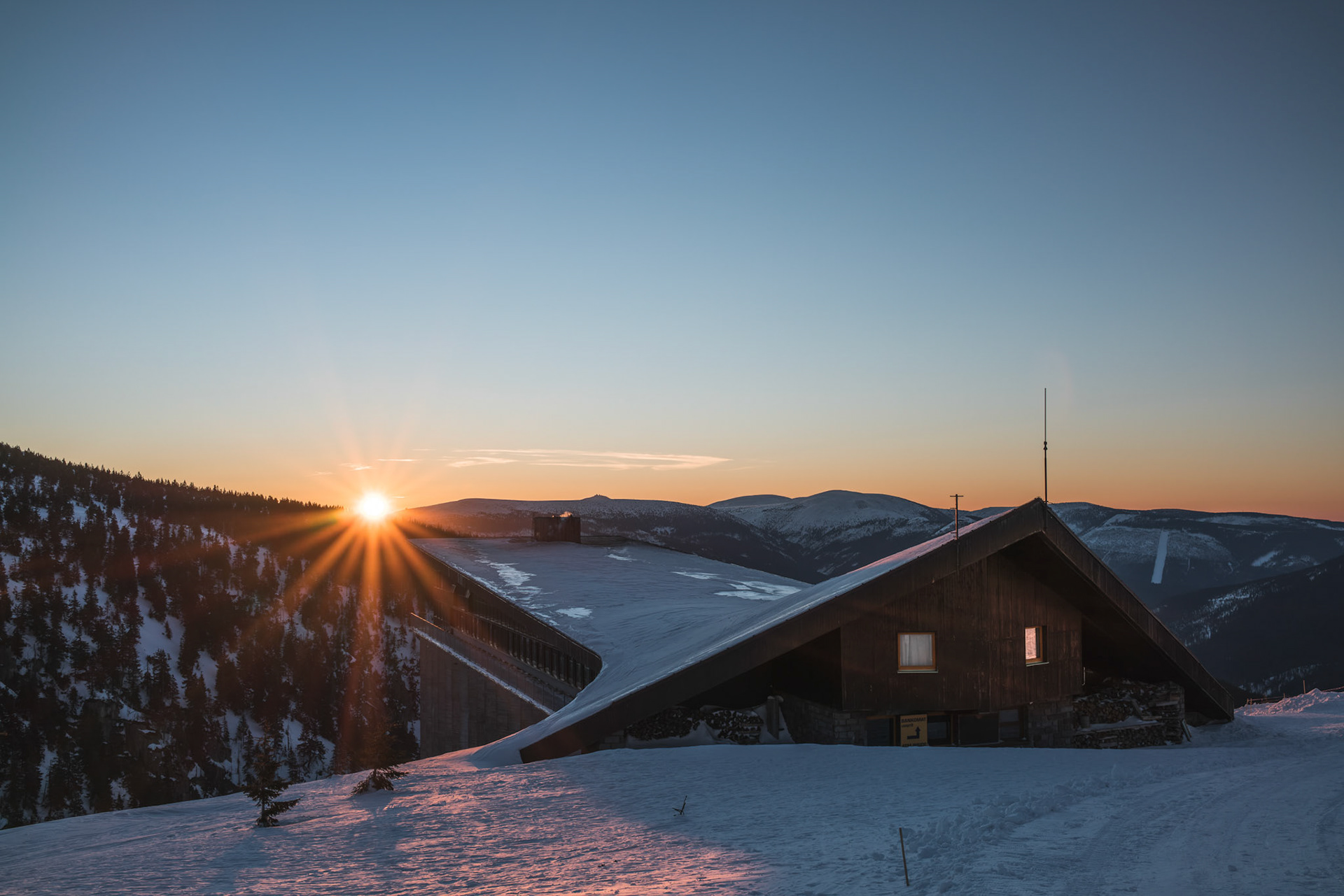 Labská bouda (1340 m)