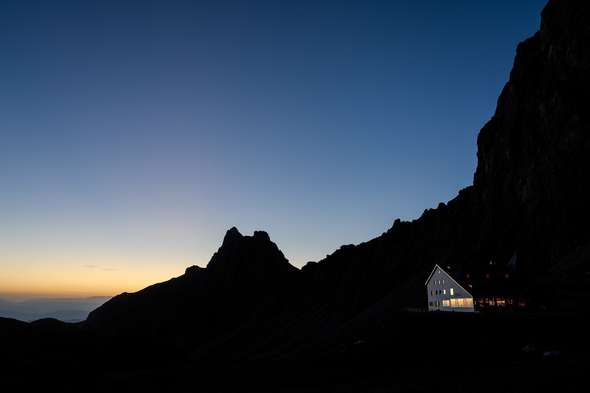 Rifugio Alpe di Tires (2440 m)
