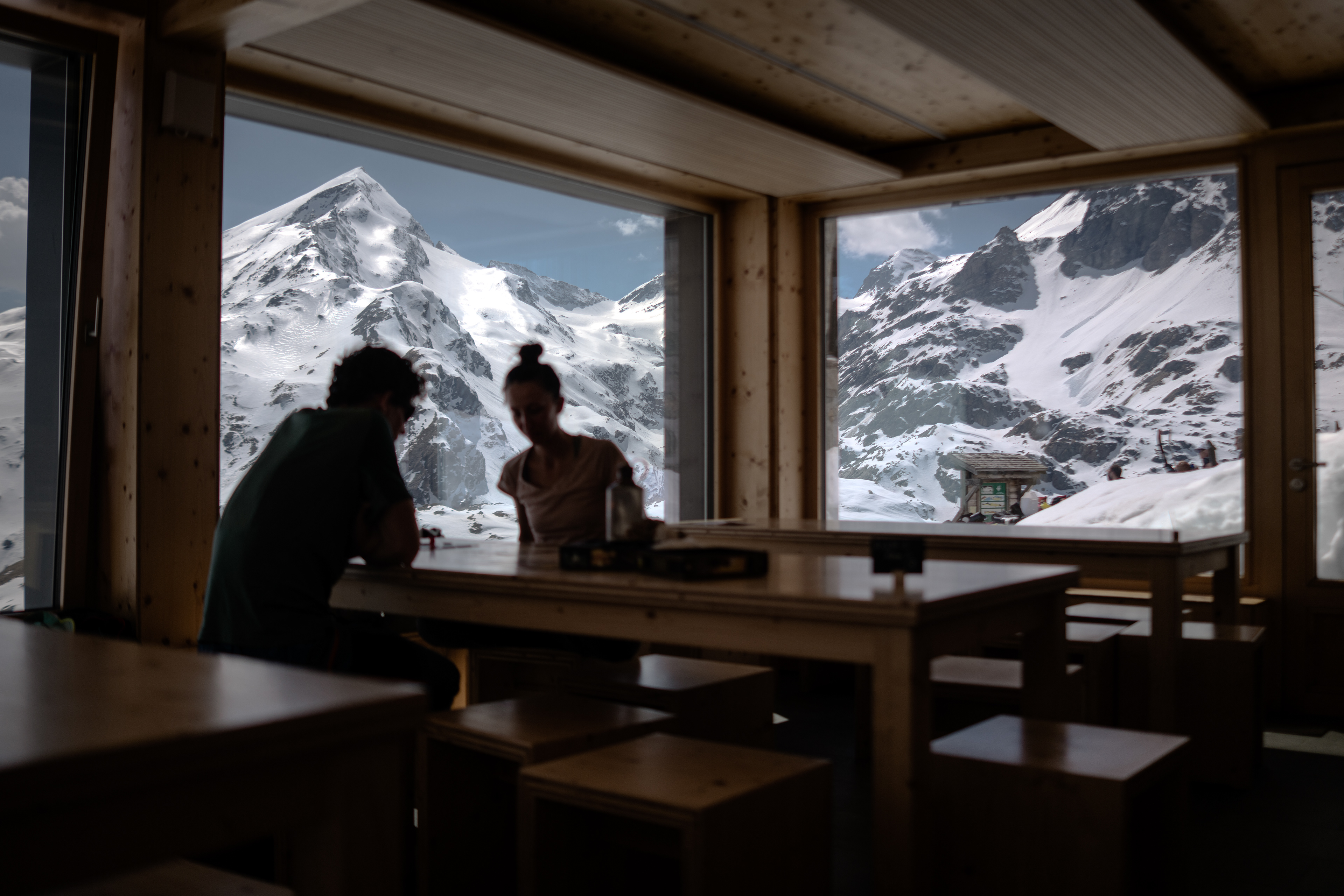 Cabane de Chanrion (2462 m)