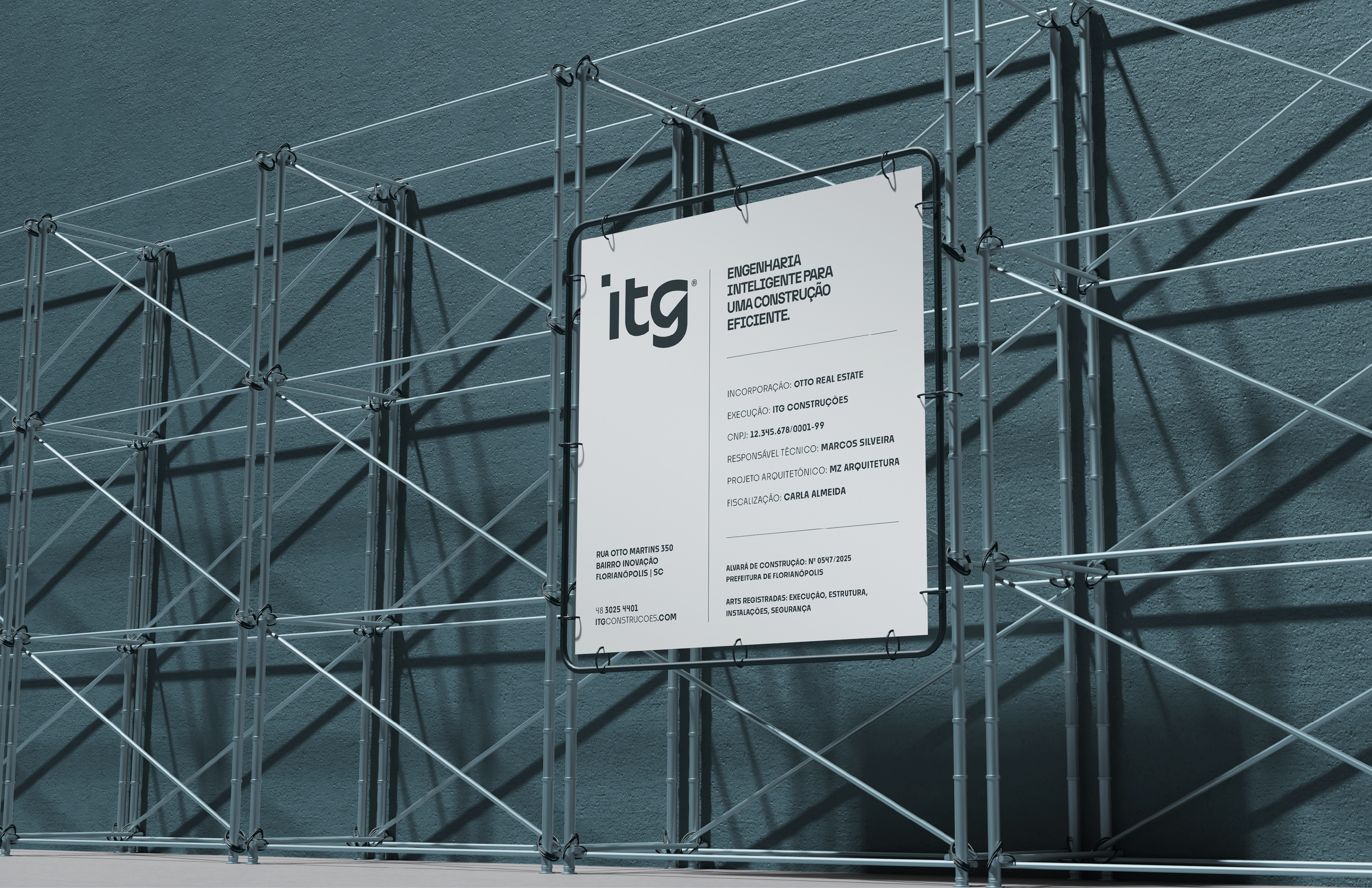 Placa de obra itg com logo e identidade visual sólida, representando o reposicionamento da marca com foco em tecnologia e eficiência.