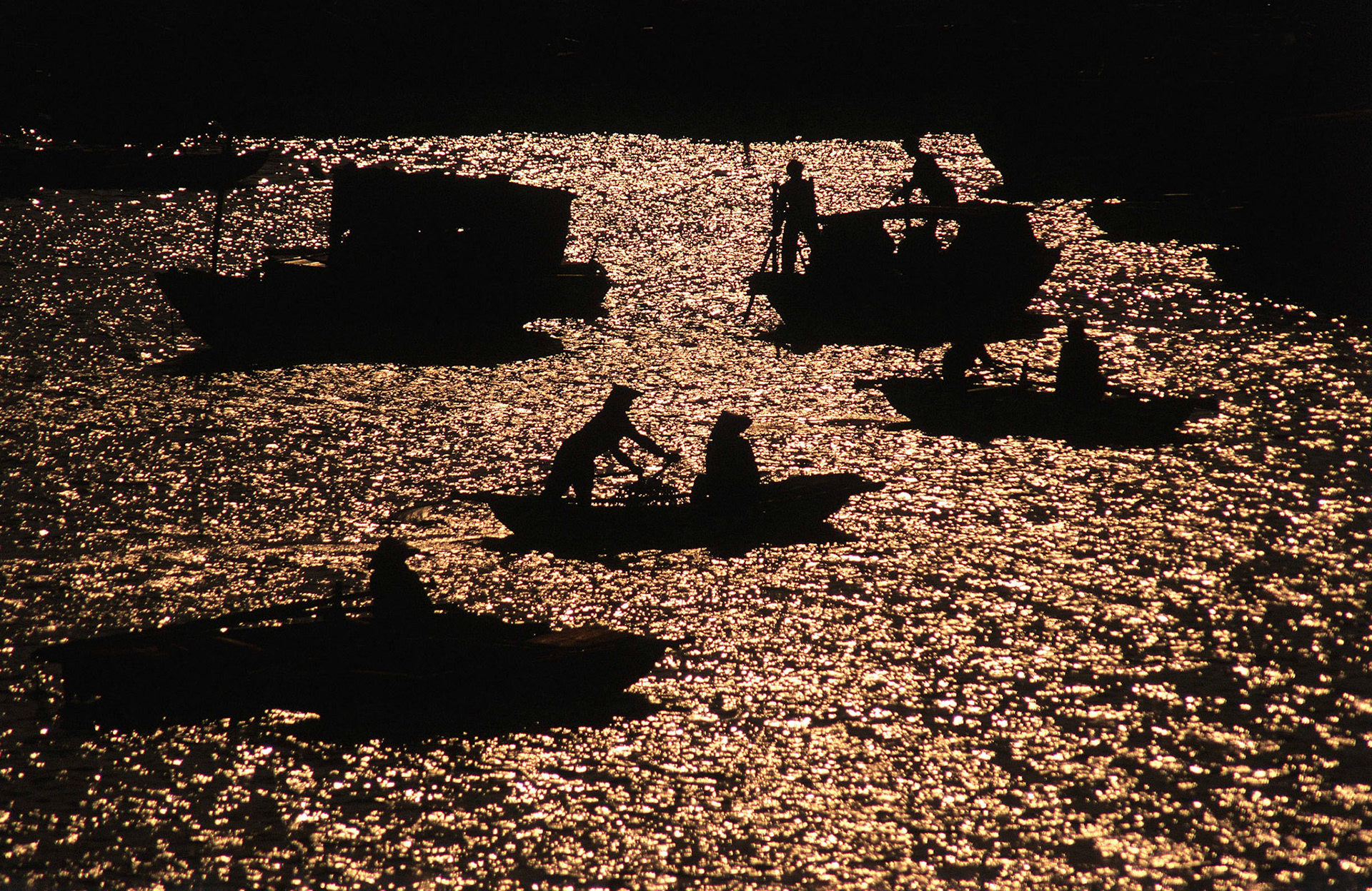 Cat Ba Harbour, Viet Nam